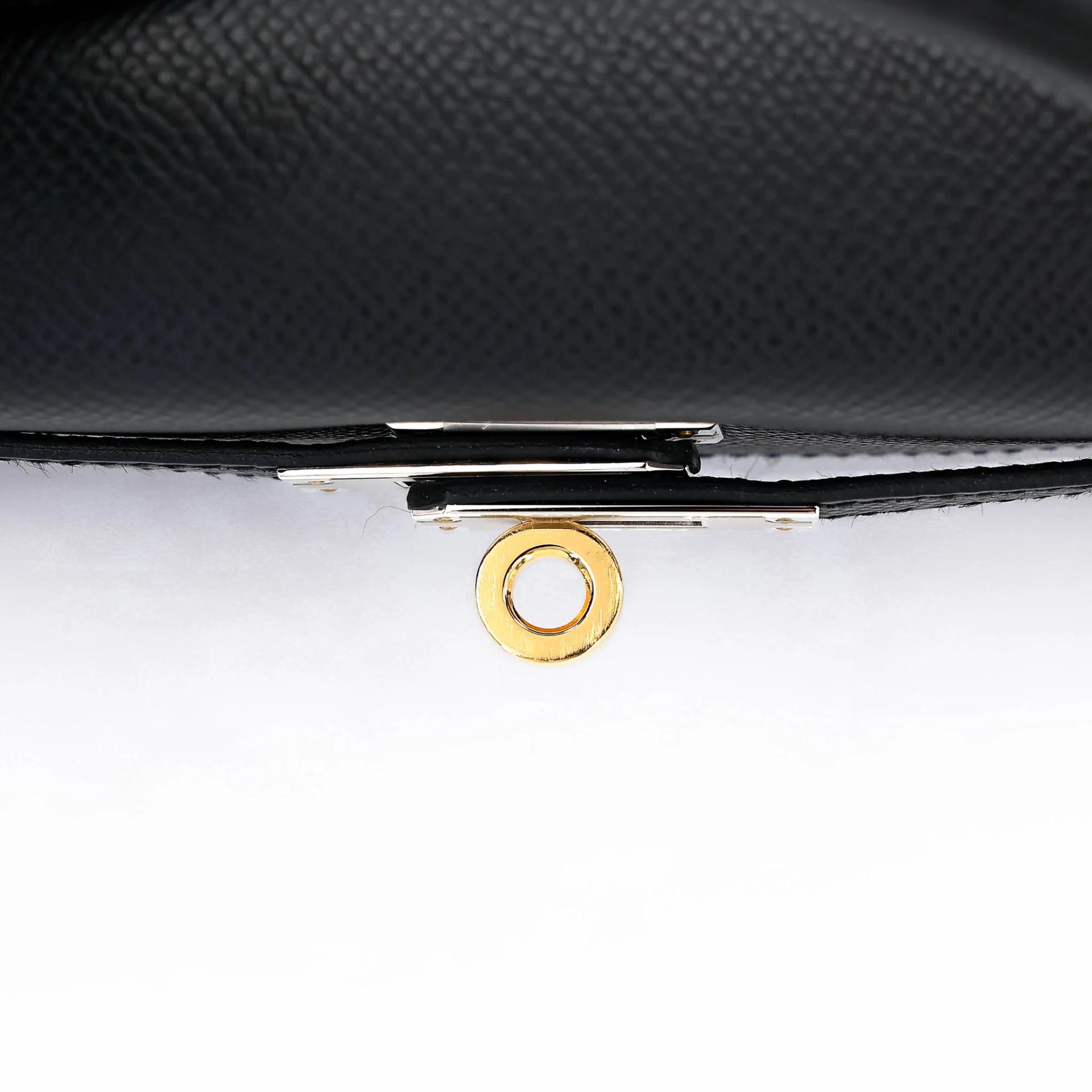 Unused ( Rank NS ) HERMÈS Kelly 25 Sellier Noir (89) Epsom Electrum hardware K (2025) - 9