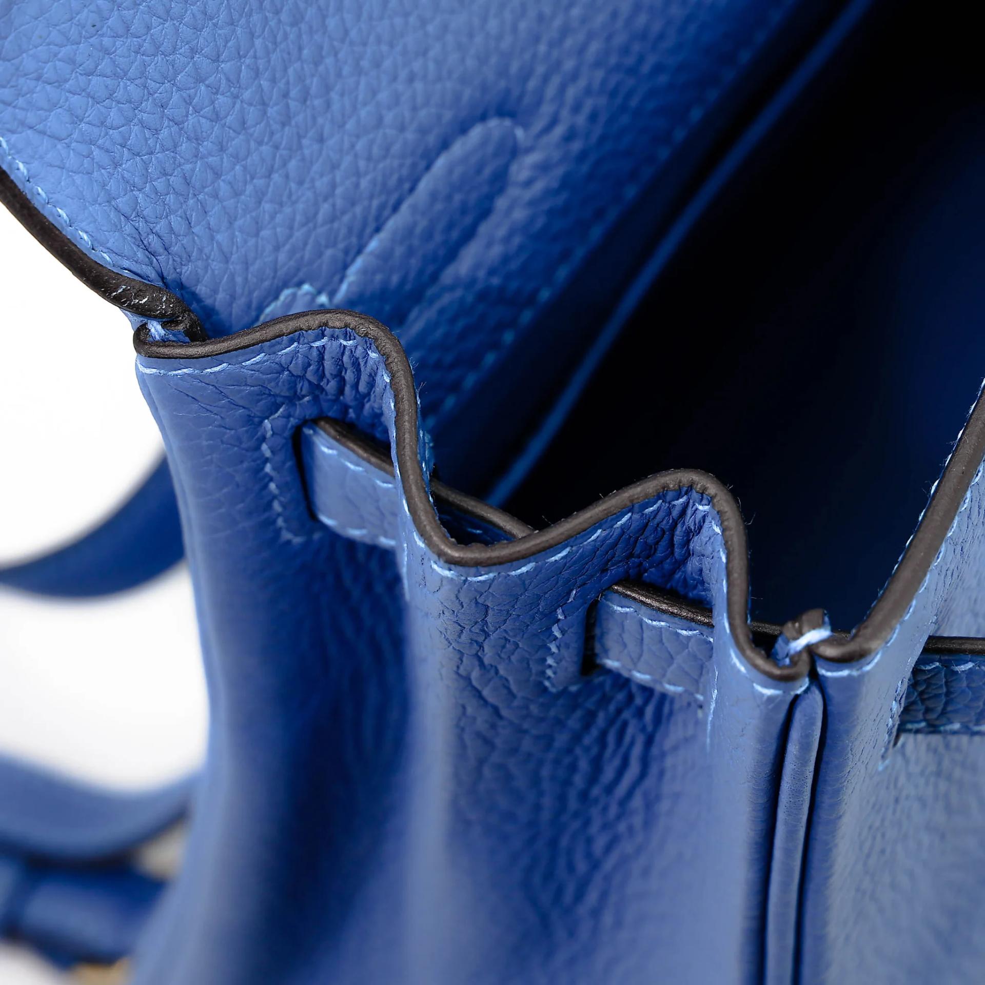 Very Good ( Rank A) HERMÈS Kelly Ado PM Mykonos (7Q) Clemence Gold hardware D (2019) - 24