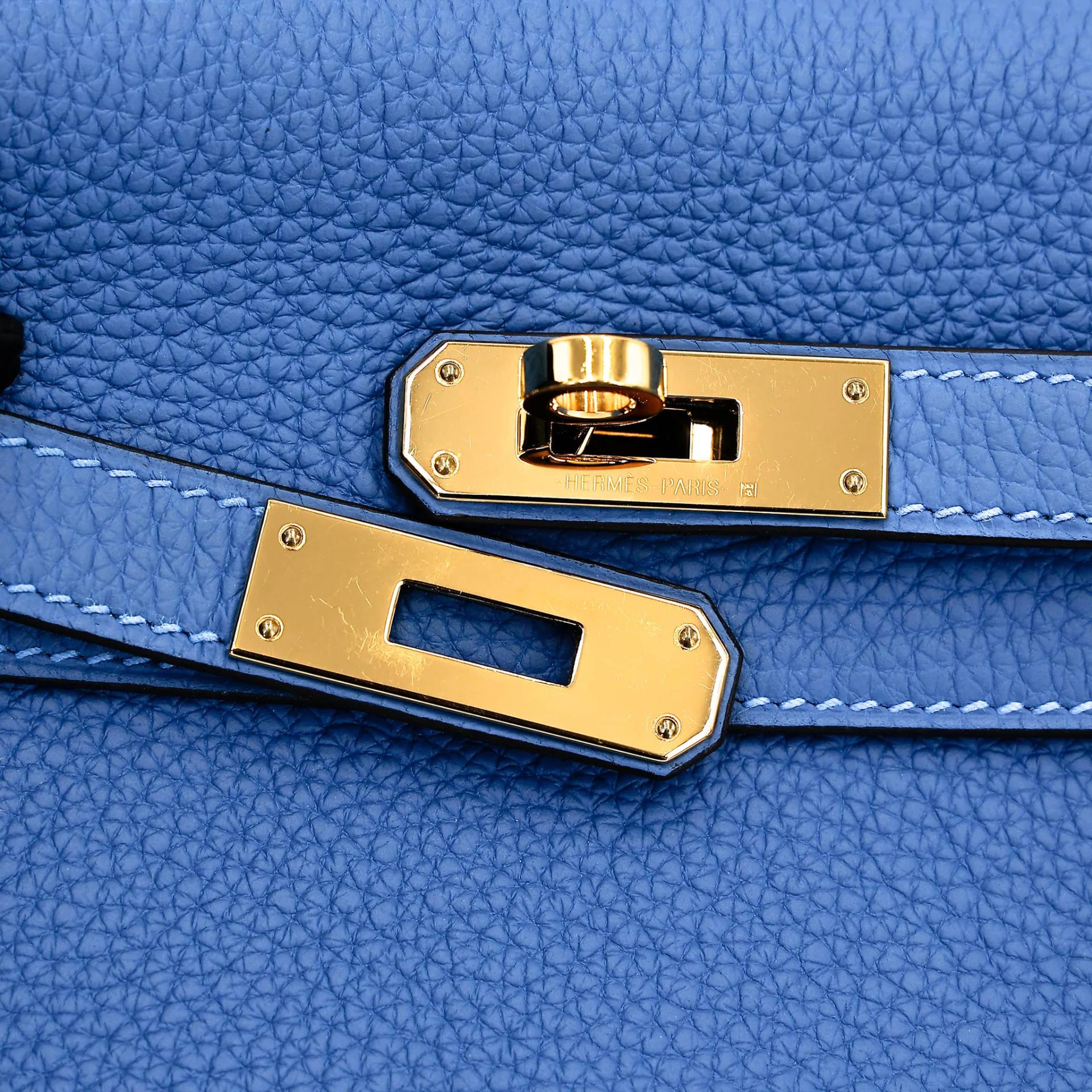 Very Good ( Rank A) HERMÈS Kelly Ado PM Mykonos (7Q) Clemence Gold hardware D (2019) - 15