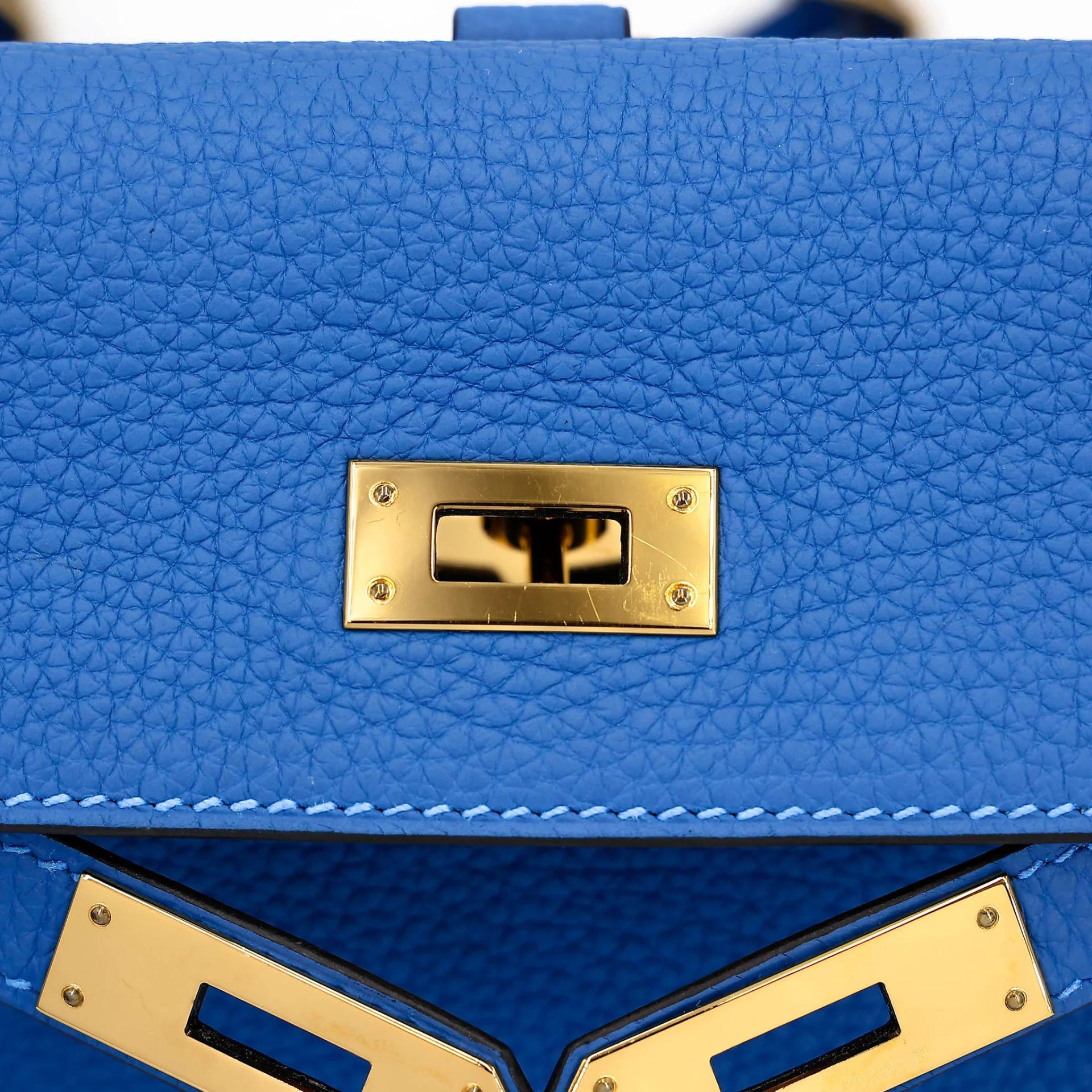 Very Good ( Rank A) HERMÈS Kelly Ado PM Mykonos (7Q) Clemence Gold hardware D (2019) - 17