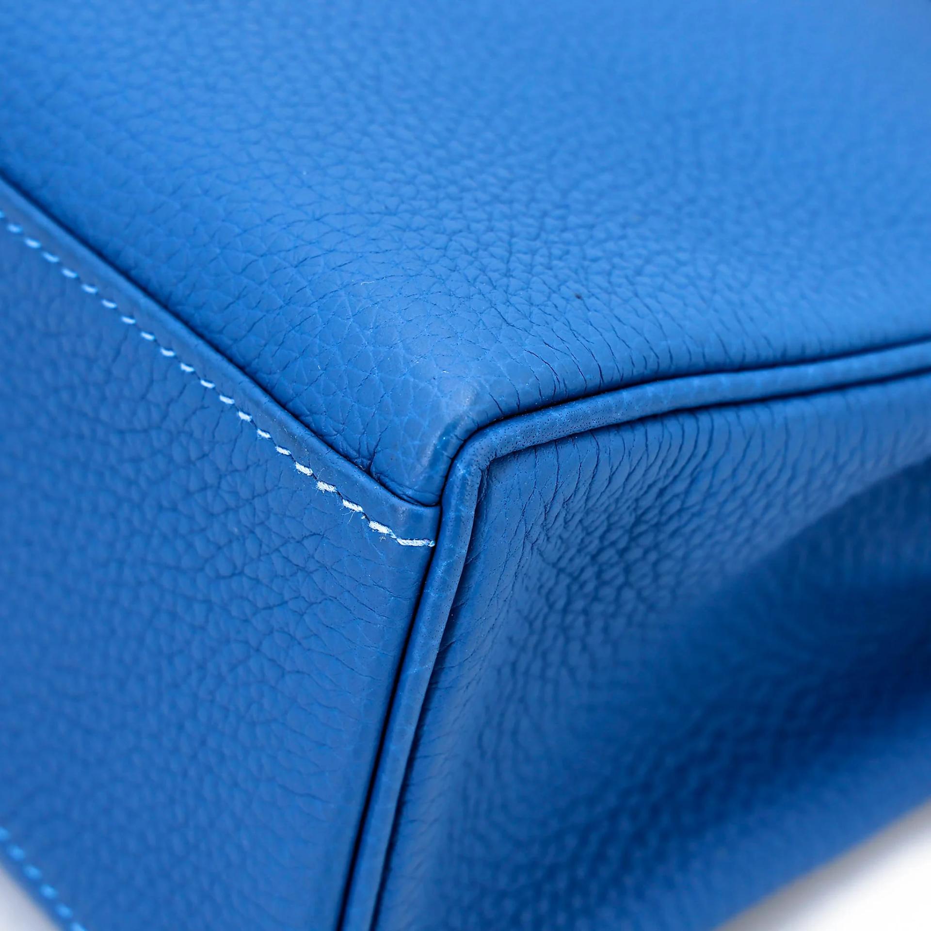 Very Good ( Rank A) HERMÈS Kelly Ado PM Mykonos (7Q) Clemence Gold hardware D (2019) - 11