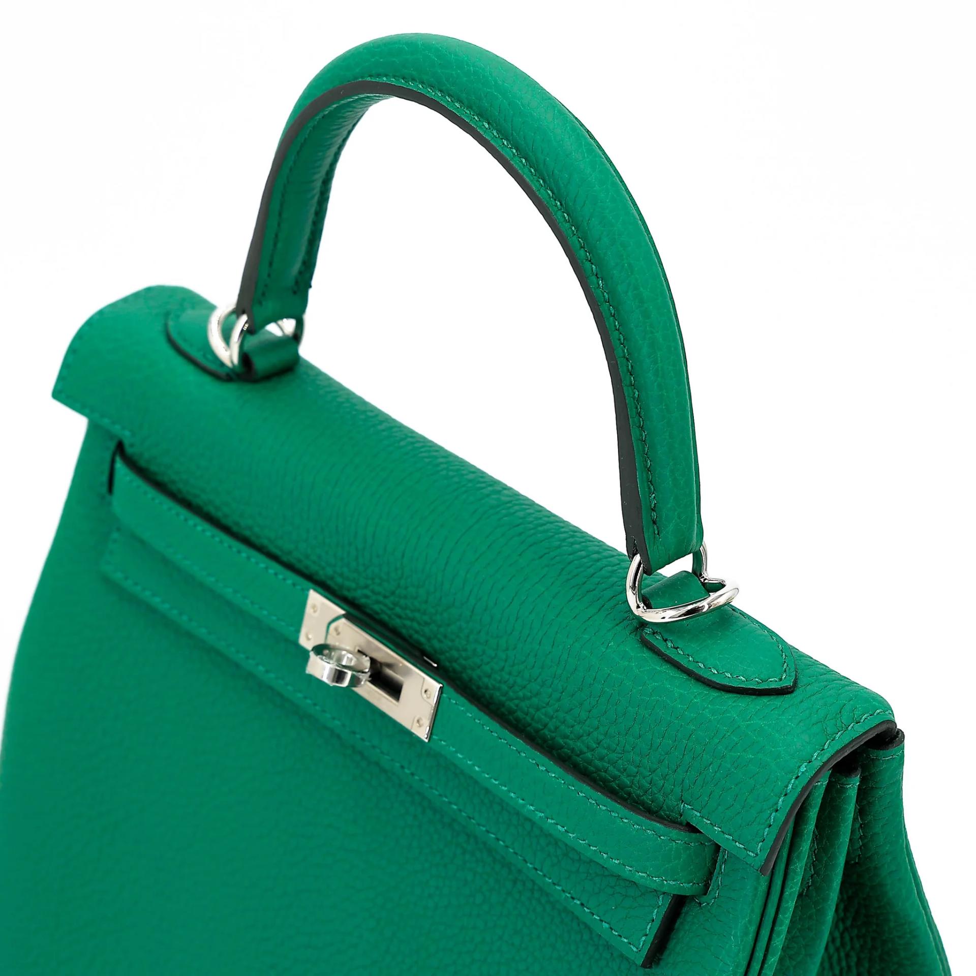 Unused ( Rank NS ) HERMÈS Kelly 25 Vert Vertigo (U4) Togo Palladium hardware B (2023) - 3