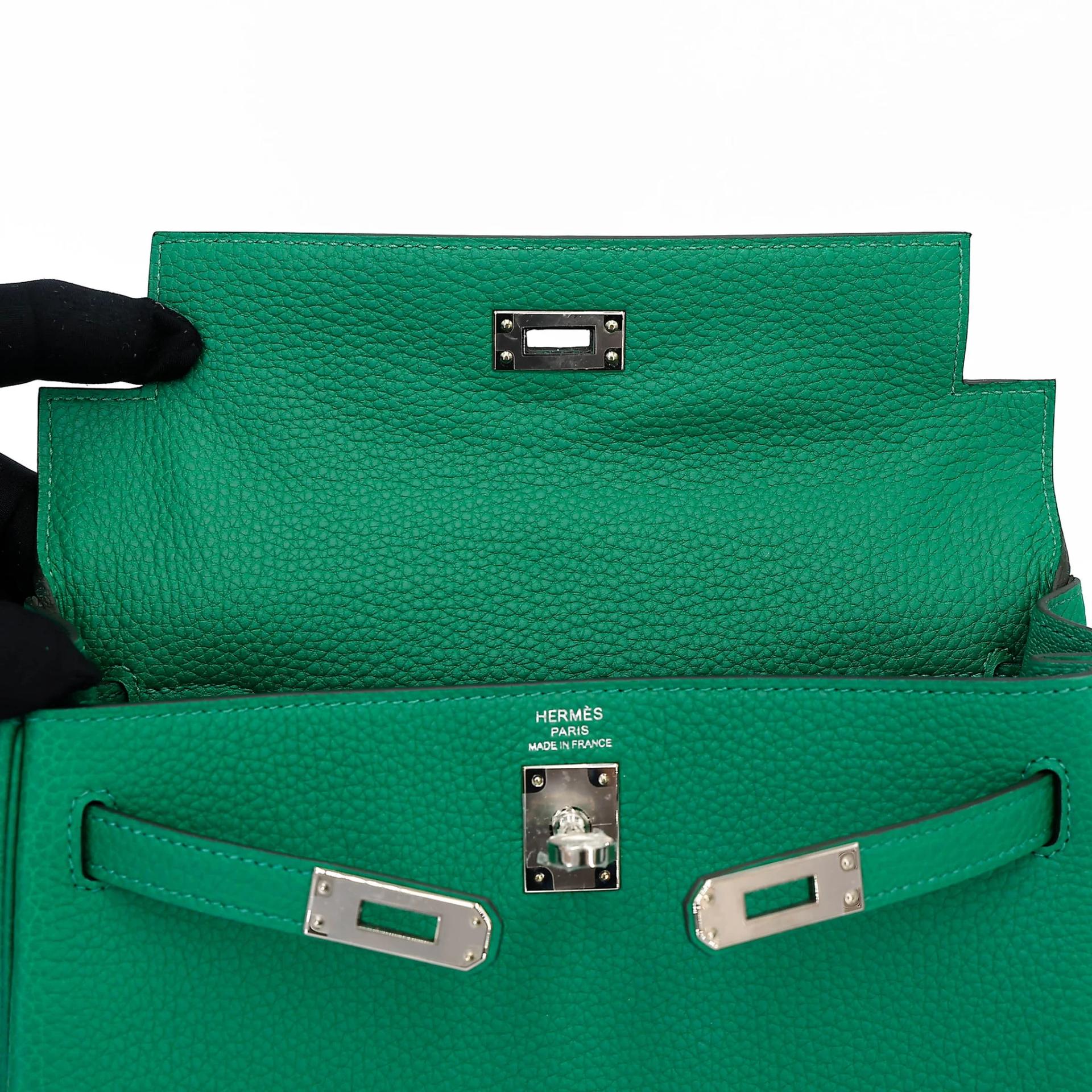 Unused ( Rank NS ) HERMÈS Kelly 25 Vert Vertigo (U4) Togo Palladium hardware B (2023) - 12