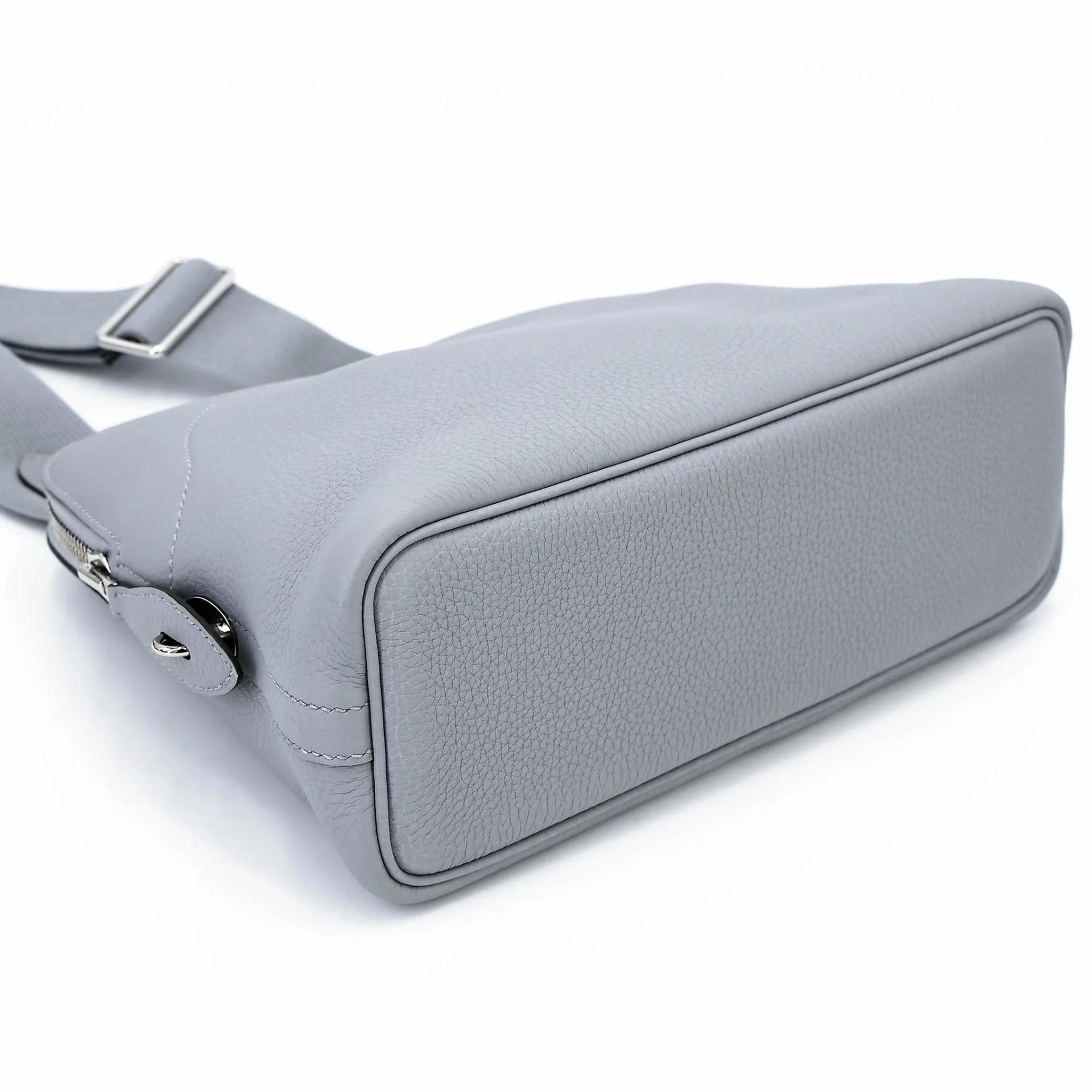 Unused ( Rank NS ) HERMÈS Bolide Messenger Gris Pantin (P0) Togo Palladium hardware K (2025) - 8
