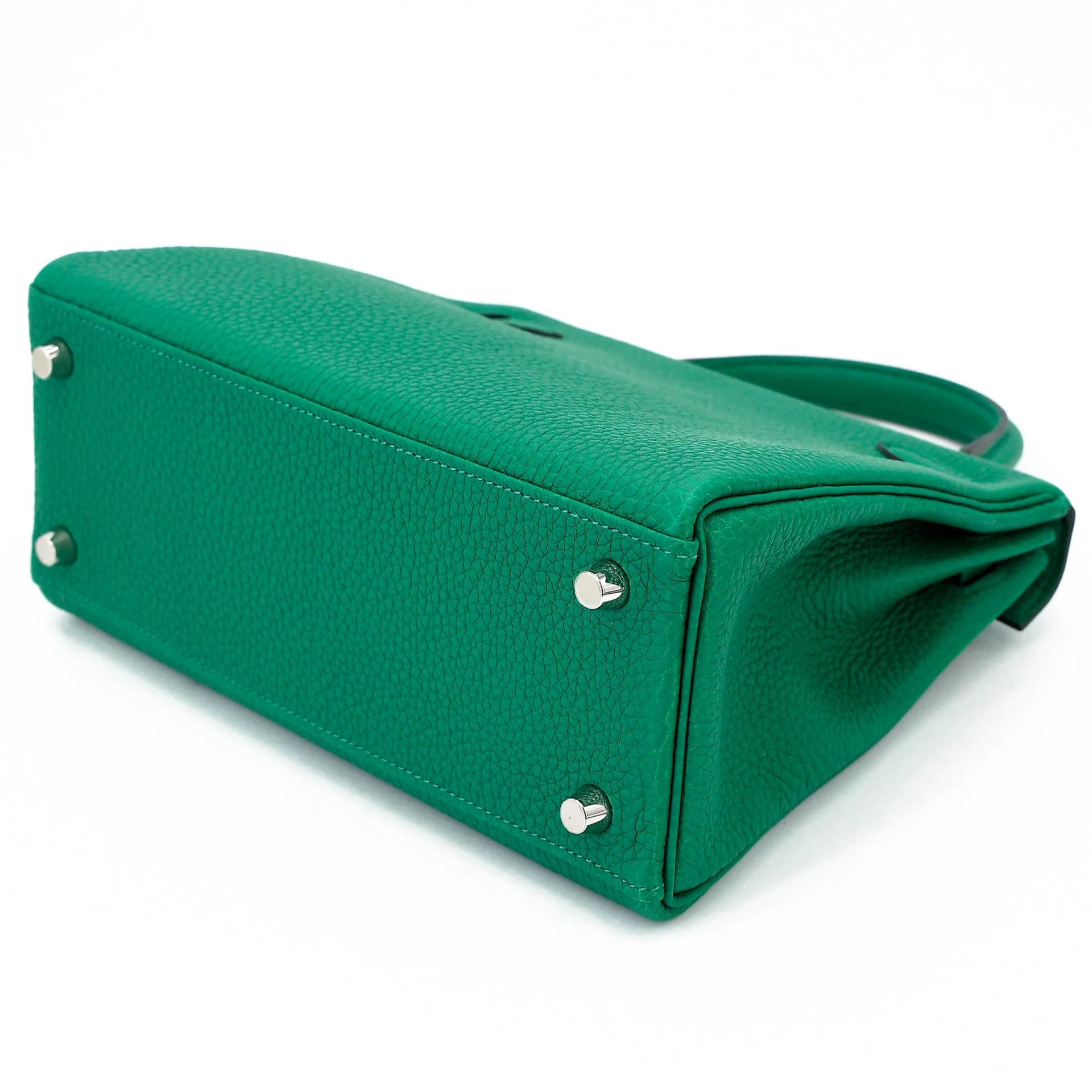 Unused ( Rank NS ) HERMÈS Kelly 25 Vert Vertigo (U4) Togo Palladium hardware B (2023) - 6