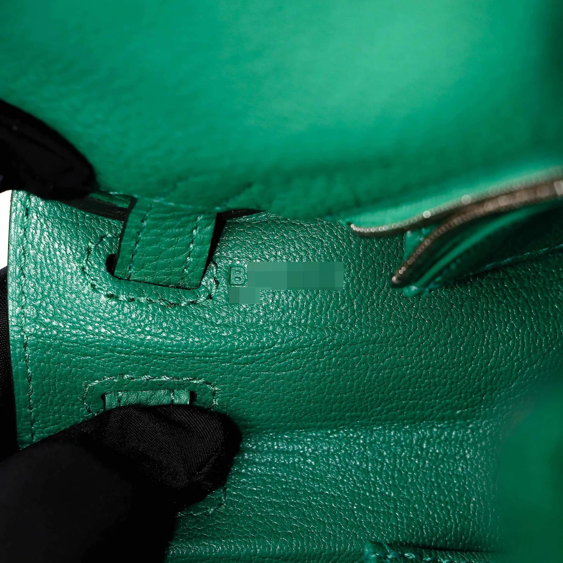 Unused ( Rank NS ) HERMÈS Kelly 25 Vert Vertigo (U4) Togo Palladium hardware B (2023) - 15