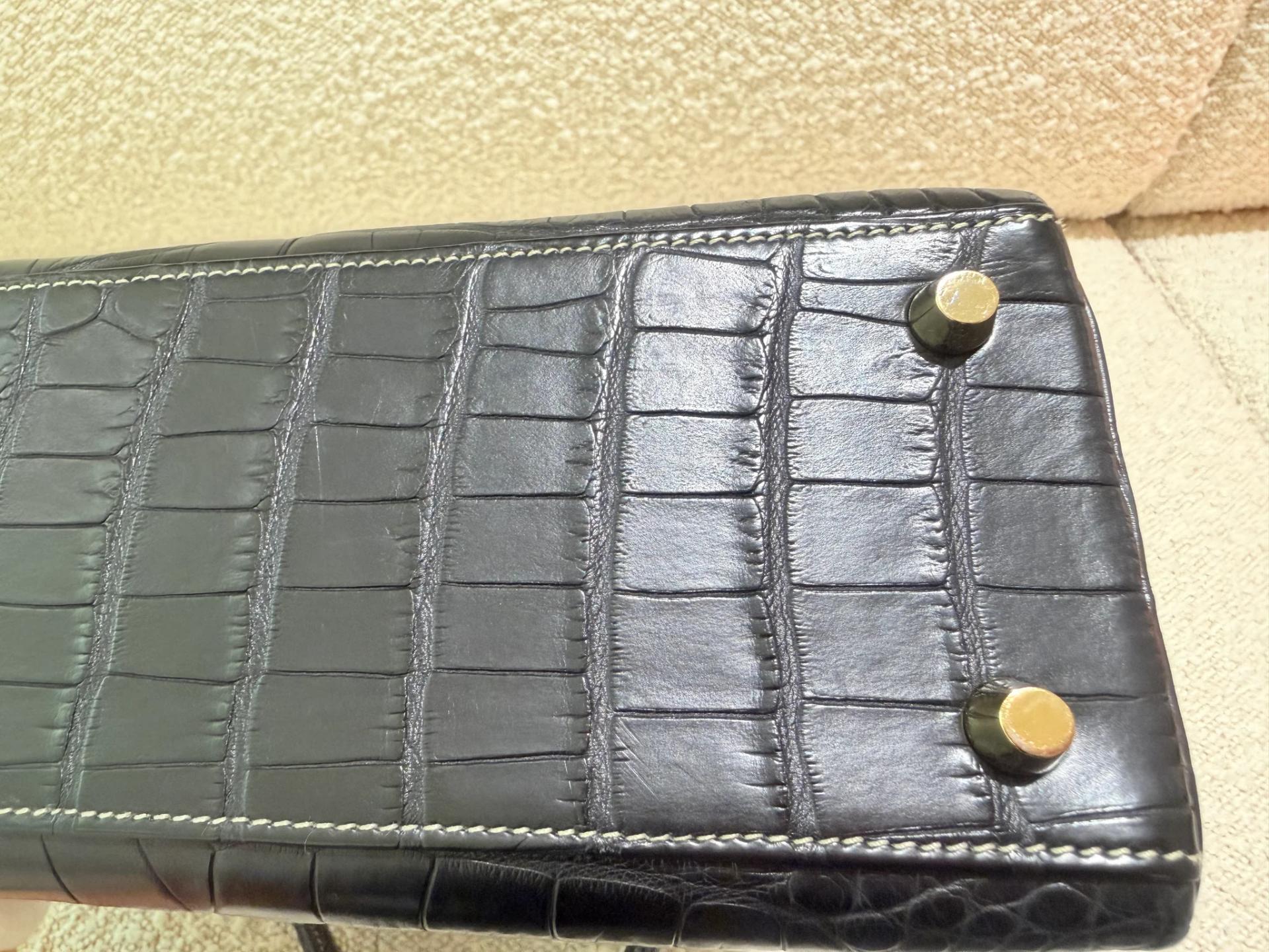 Very Good ( Rank A) HERMÈS Special Order Kelly 25 HSS Noir (89) Matte Alligator Permabrass hardware U (2022) - 26