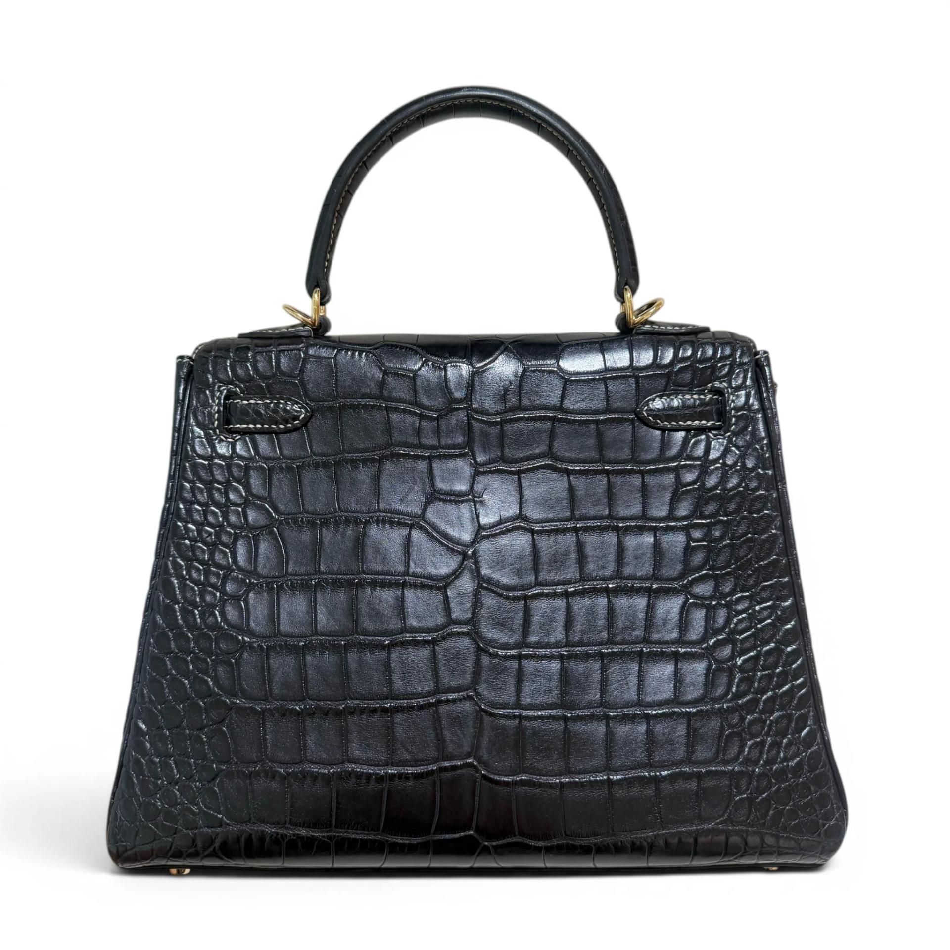 Very Good ( Rank A) HERMÈS Special Order Kelly 25 HSS Noir (89) Matte Alligator Permabrass hardware U (2022) - 2