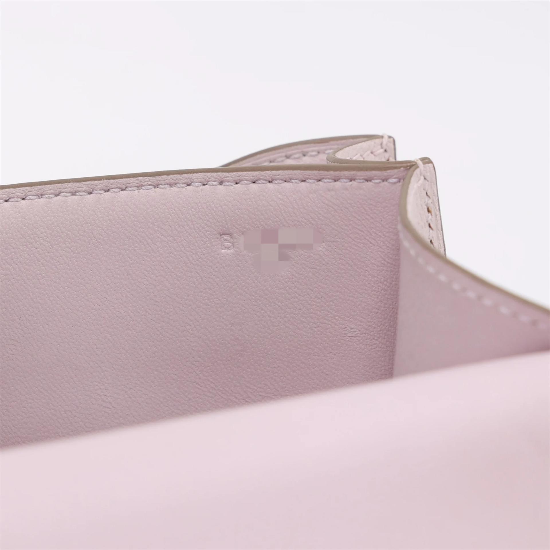 Very Good ( Rank A) HERMÈS Constance Mini Mauve Pale (09) Chevre Palladium hardware B (2023) - 20