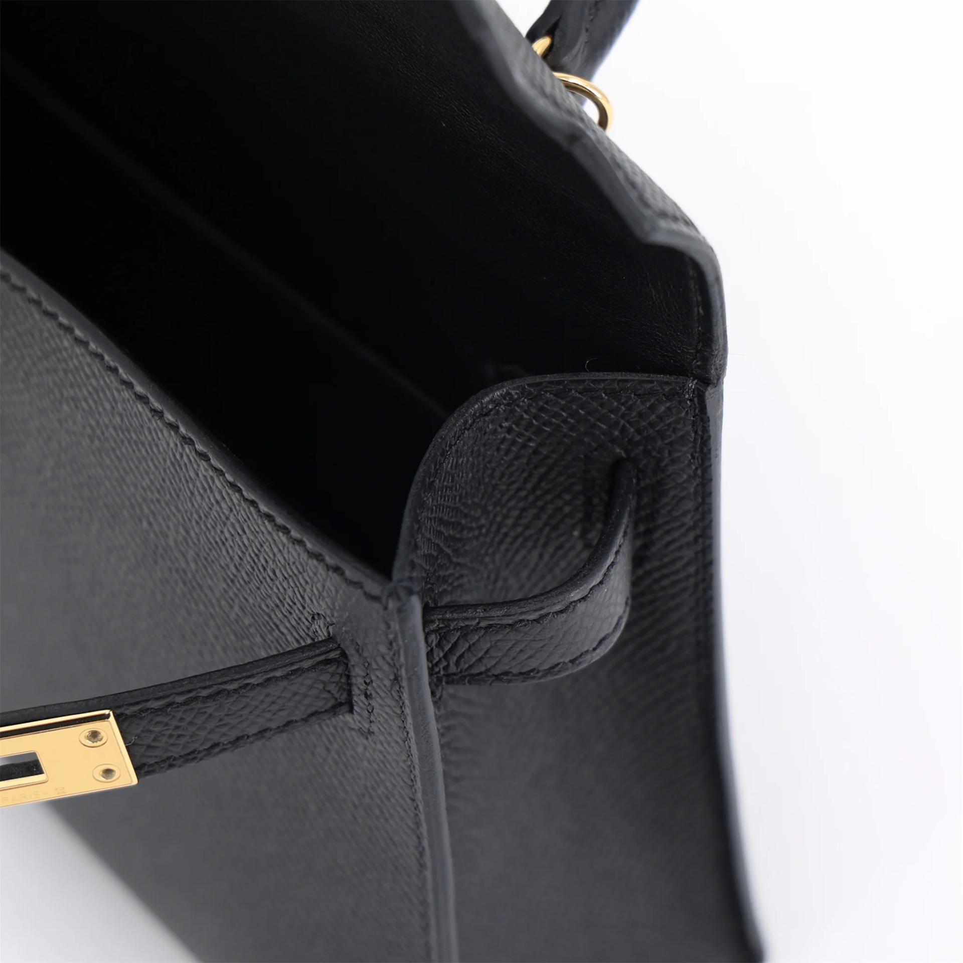 Excellent ( Rank SA ) HERMÈS Mini Kelly II Noir (89) Epsom Gold hardware W (2024) - 13