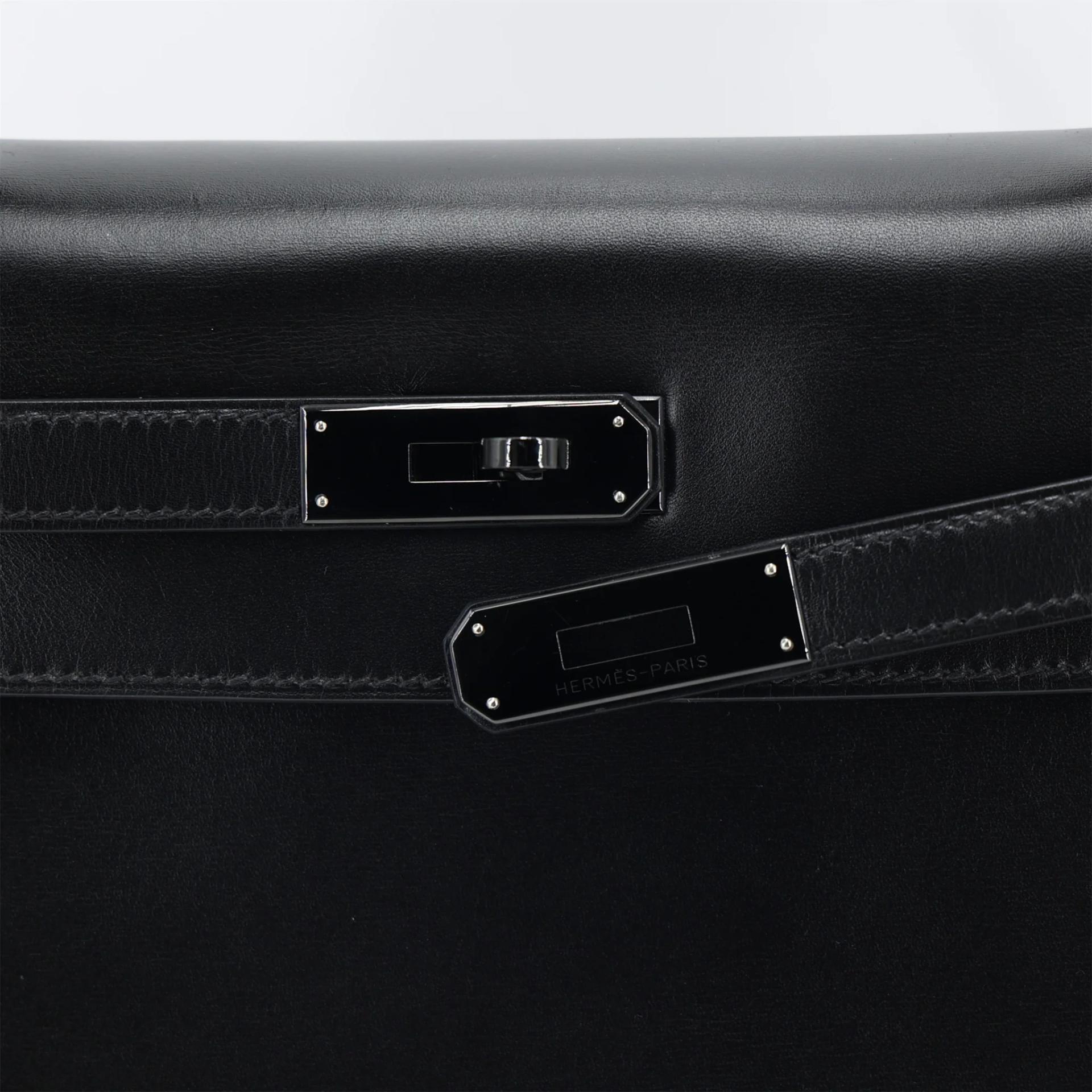 Excellent ( Rank SA ) HERMÈS Limited Edition Kelly 32 So Black Noir (89) Box-calf Black hardware Square N (2010) - 8