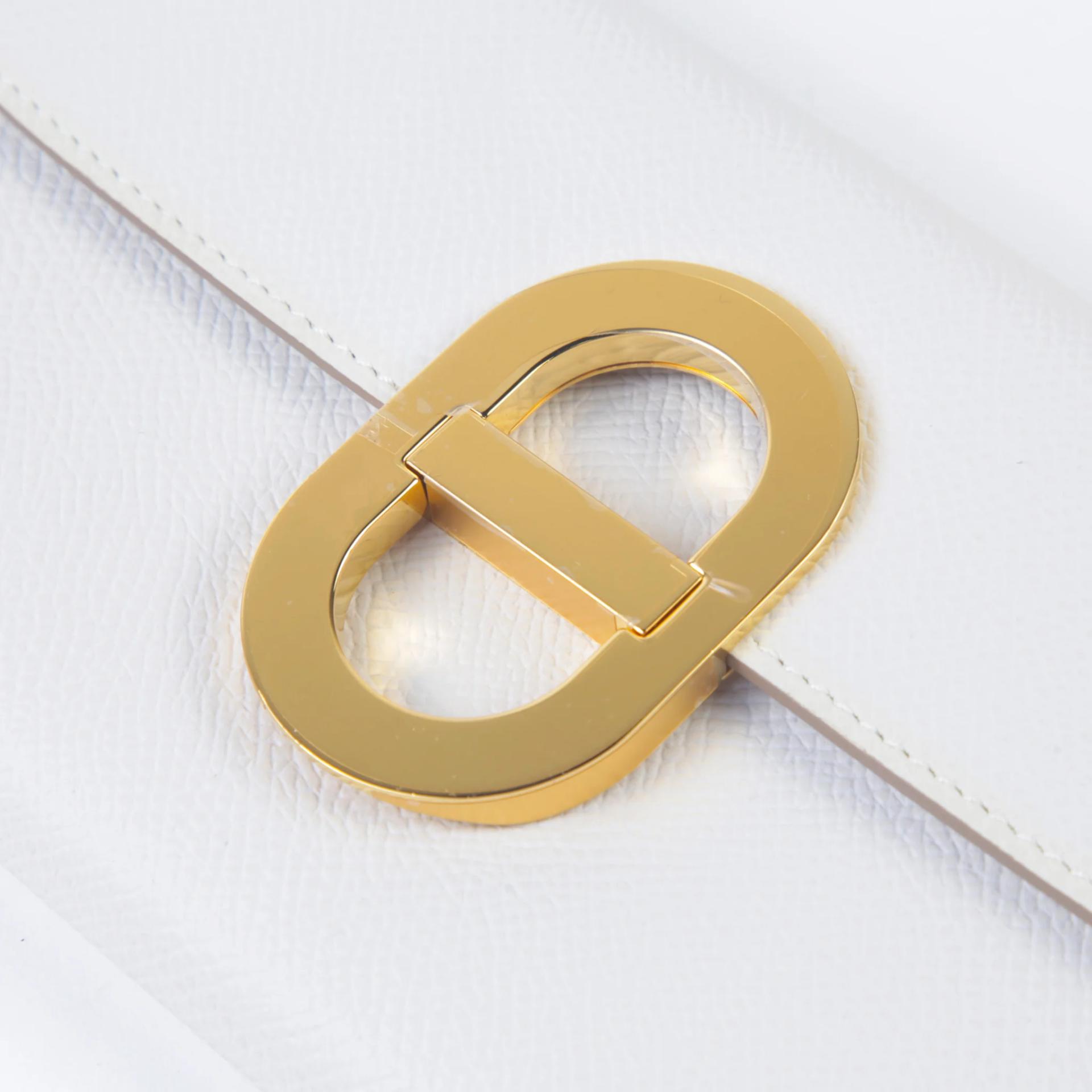 Very Good ( Rank A) HERMÈS Maillon To Go wallet Gris Pale (M4) Epsom Gold hardware B (2023) - 5