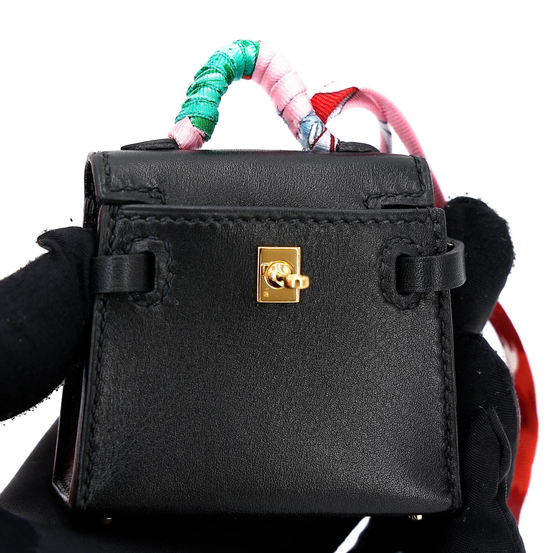 Unused ( Rank NS ) HERMÈS Kelly Twilly charm Noir (89) Tadelakt Gold hardware D (2019) - 14