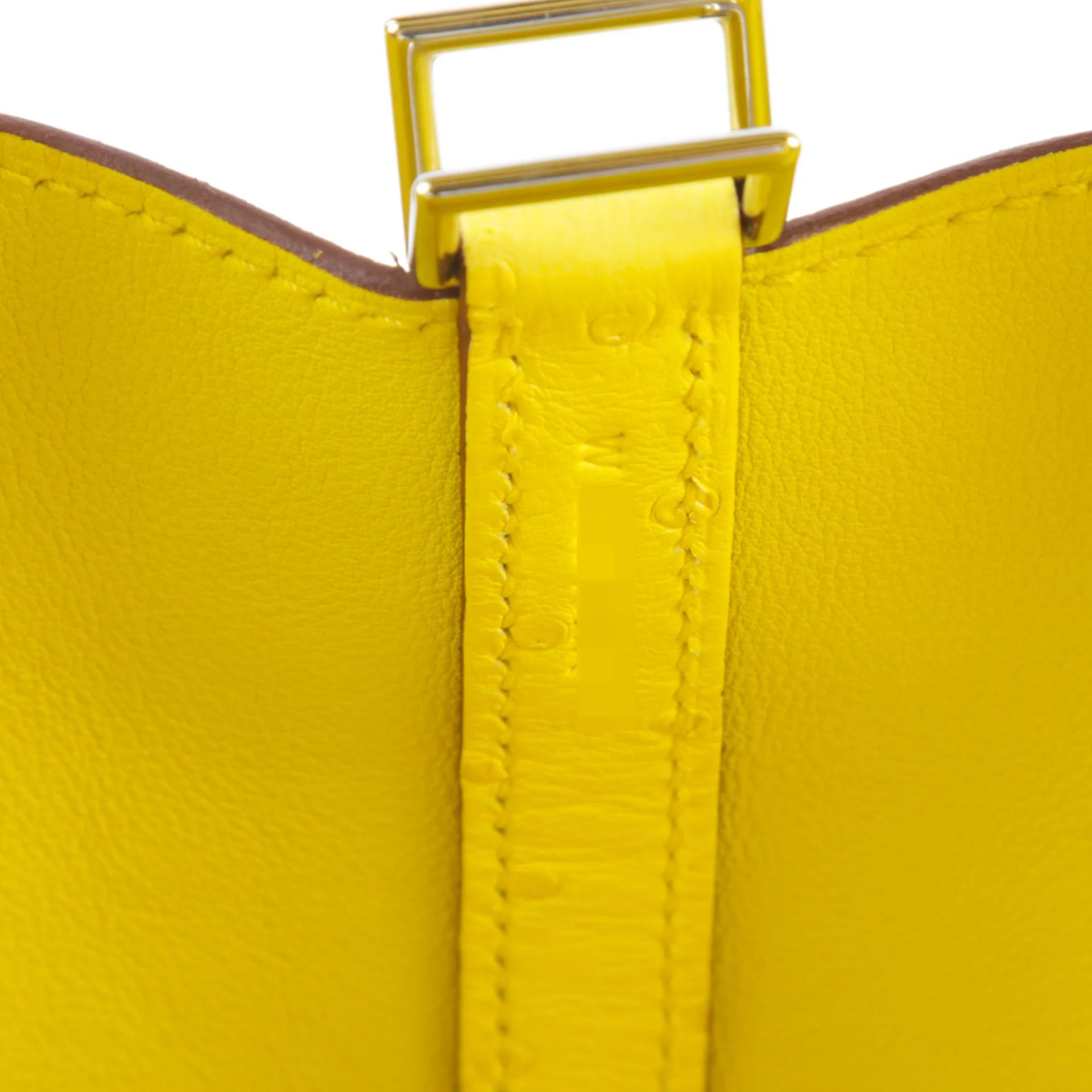 Very Good ( Rank A) HERMÈS Picotin Lock Micro 14 Jaune Citron (9N) Ostrich Palladium hardware W (2024) - 11