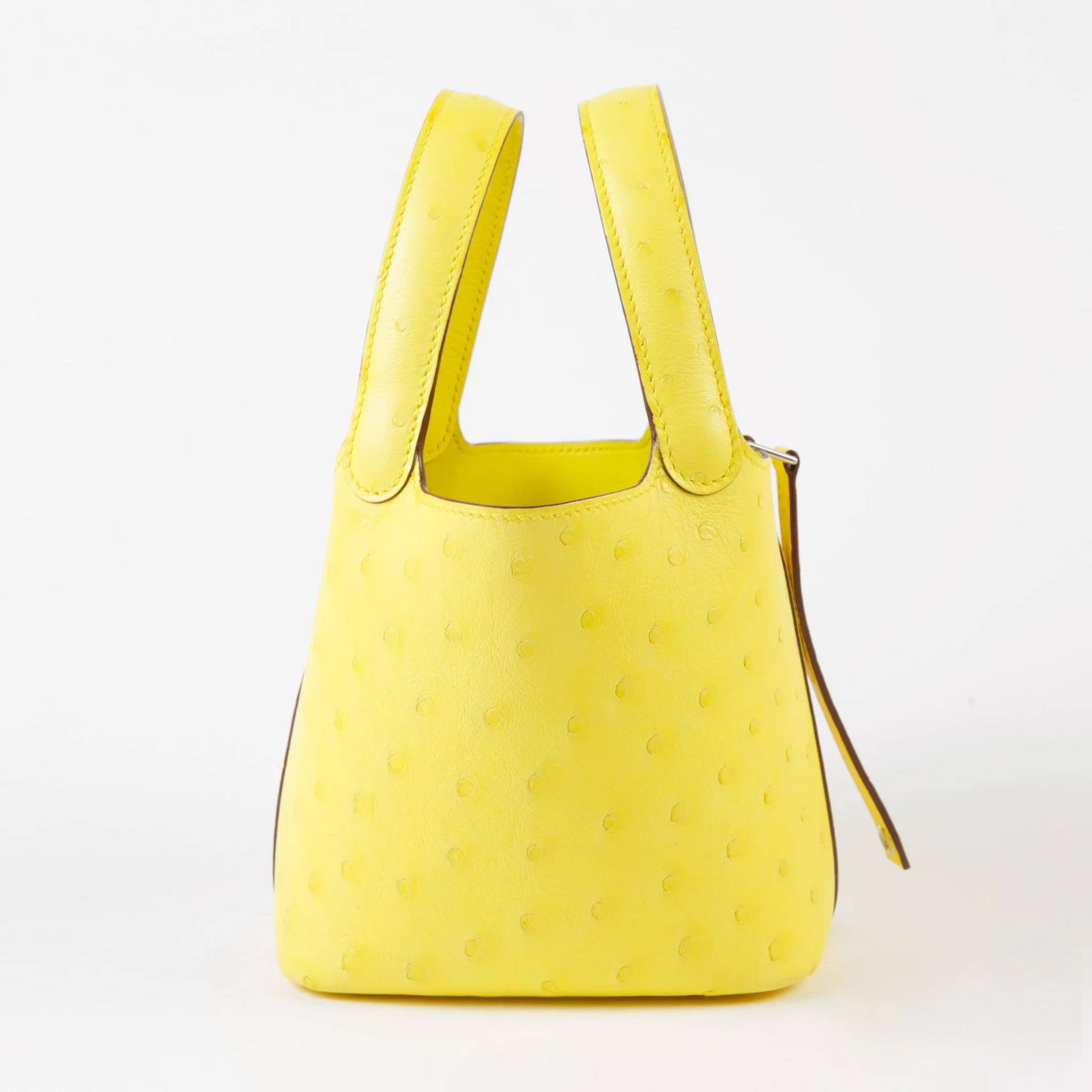 Very Good ( Rank A) HERMÈS Picotin Lock Micro 14 Jaune Citron (9N) Ostrich Palladium hardware W (2024) - 5