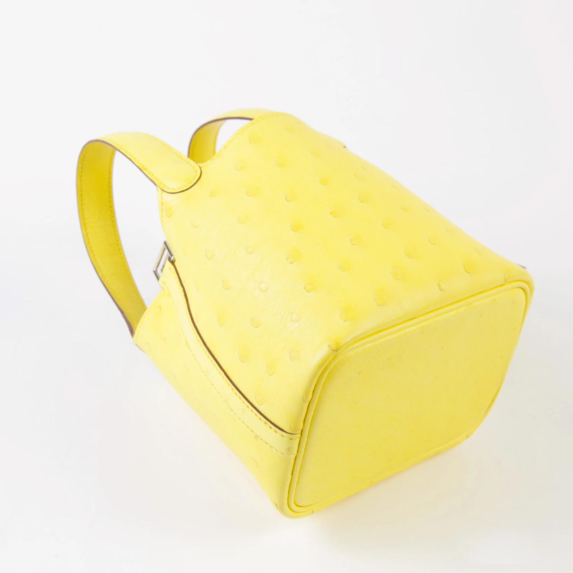 Very Good ( Rank A) HERMÈS Picotin Lock Micro 14 Jaune Citron (9N) Ostrich Palladium hardware W (2024) - 6