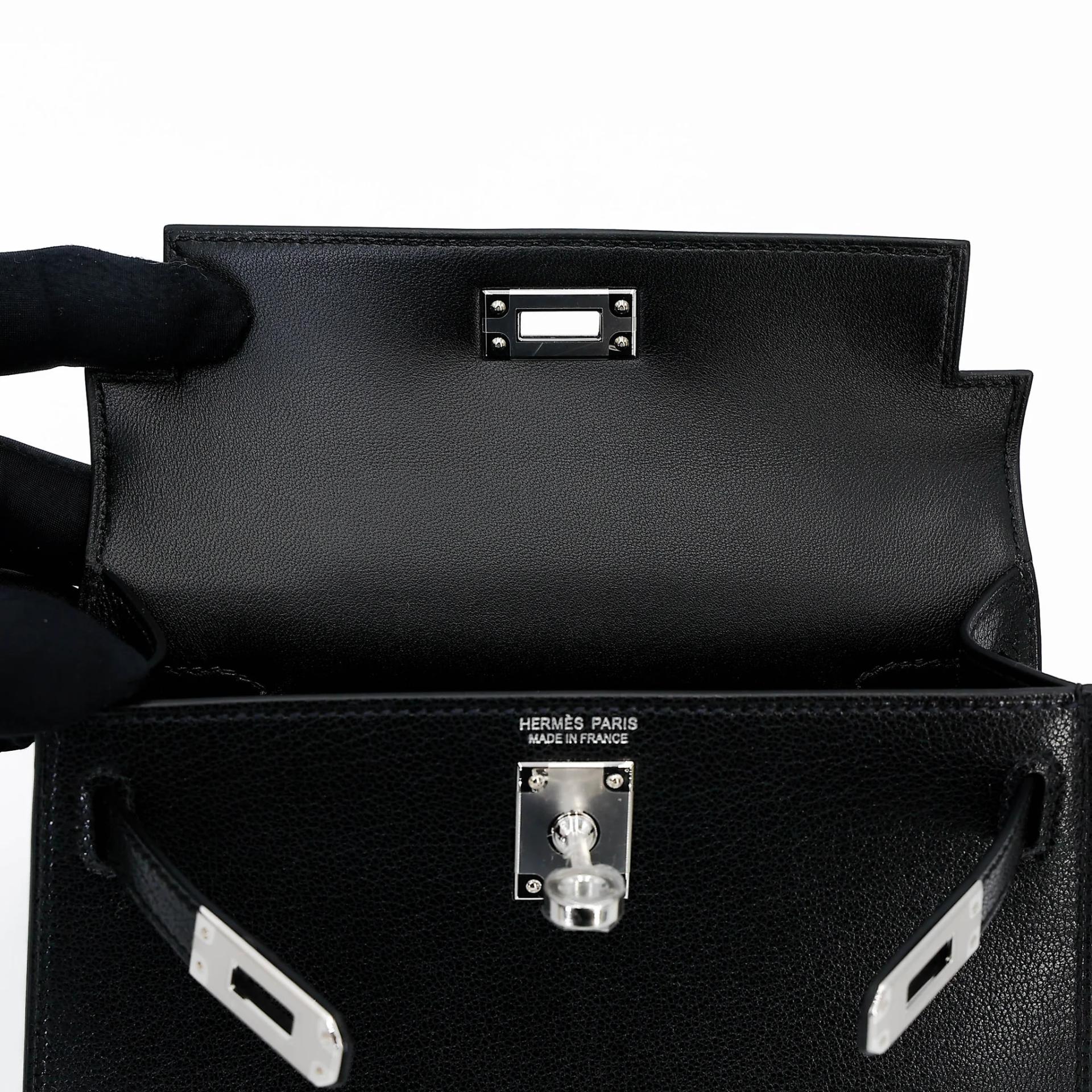 Brand New ( Rank N ) HERMÈS Limited Edition Mini Kelly II Atouts Shoulder Stra Noir (89) Chamkila Palladium hardware G (2026) - 13