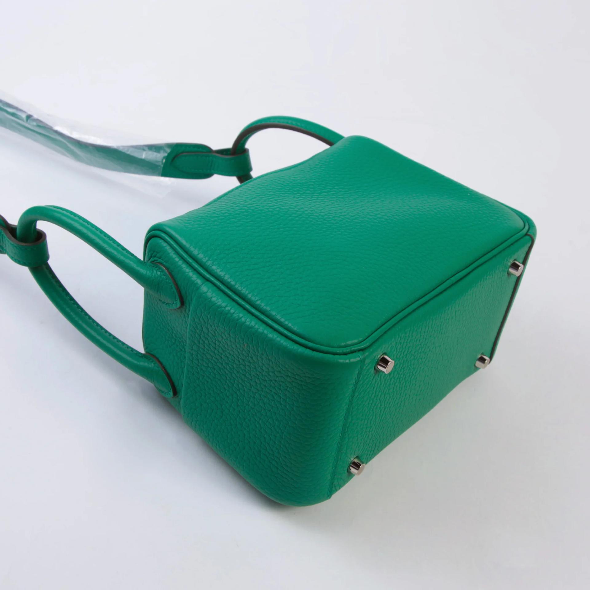 未使用保存品 HERMÈS 愛馬仕 Mini Lindy U4 絲絨綠 Vert Vertigo Clemence小牛皮 銀扣 W刻 2024年 - 7