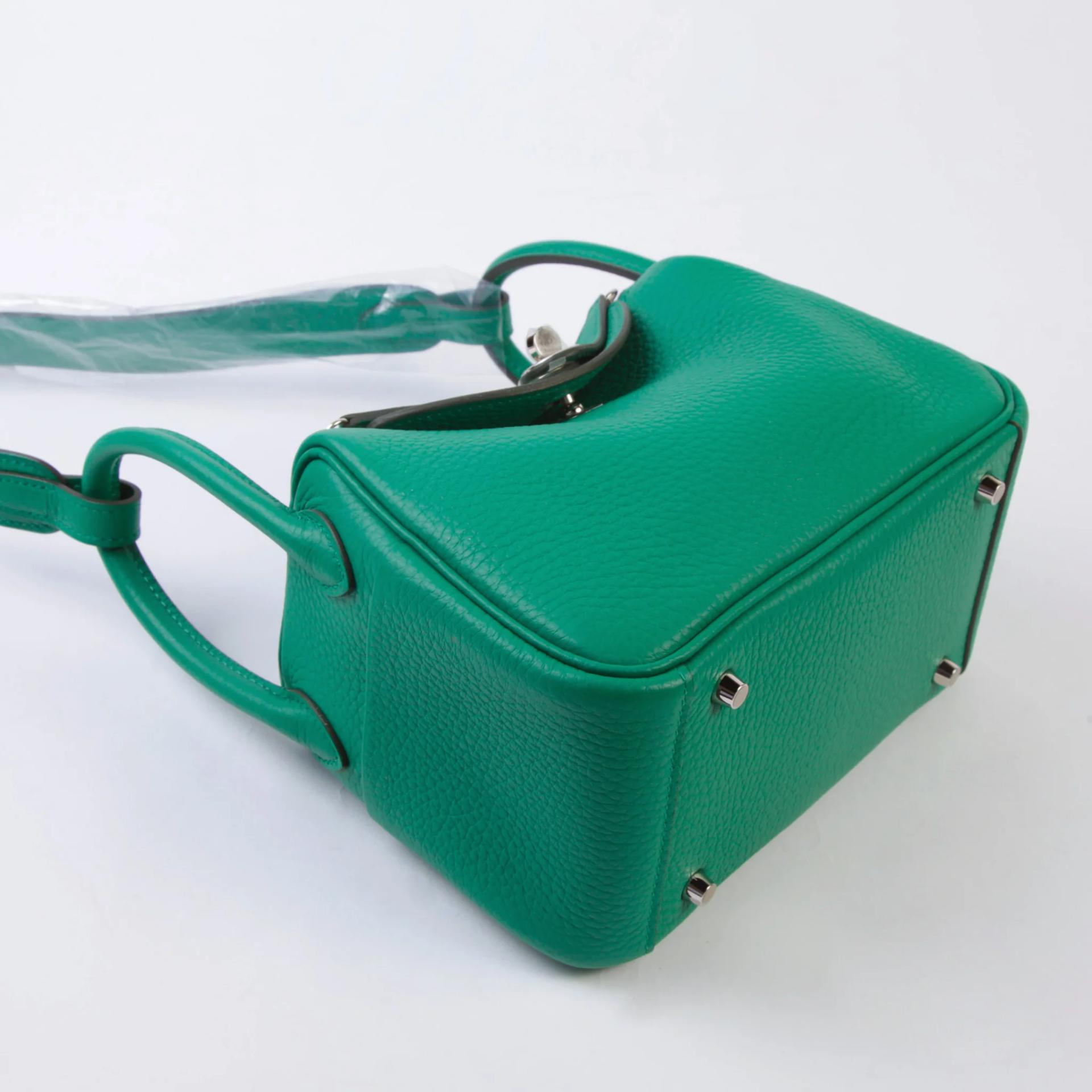 未使用保存品 HERMÈS 愛馬仕 Mini Lindy U4 絲絨綠 Vert Vertigo Clemence小牛皮 銀扣 W刻 2024年 - 5