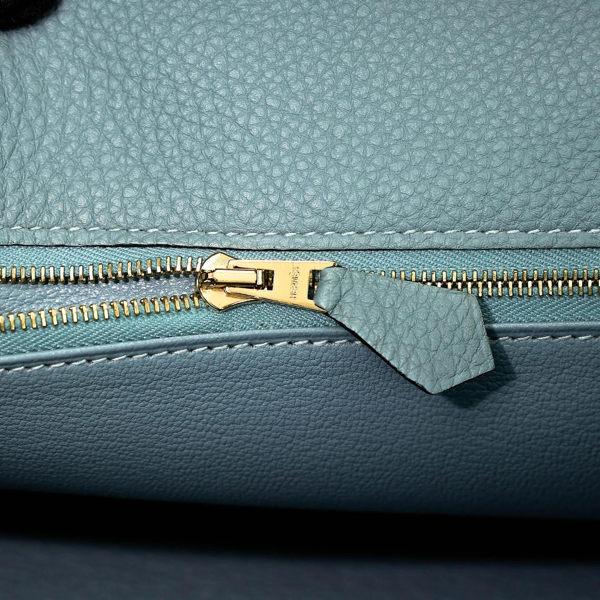 Excellent ( Rank SA ) HERMÈS Kelly 25 Ciel (7G) Togo Gold hardware Y (2020) - 14