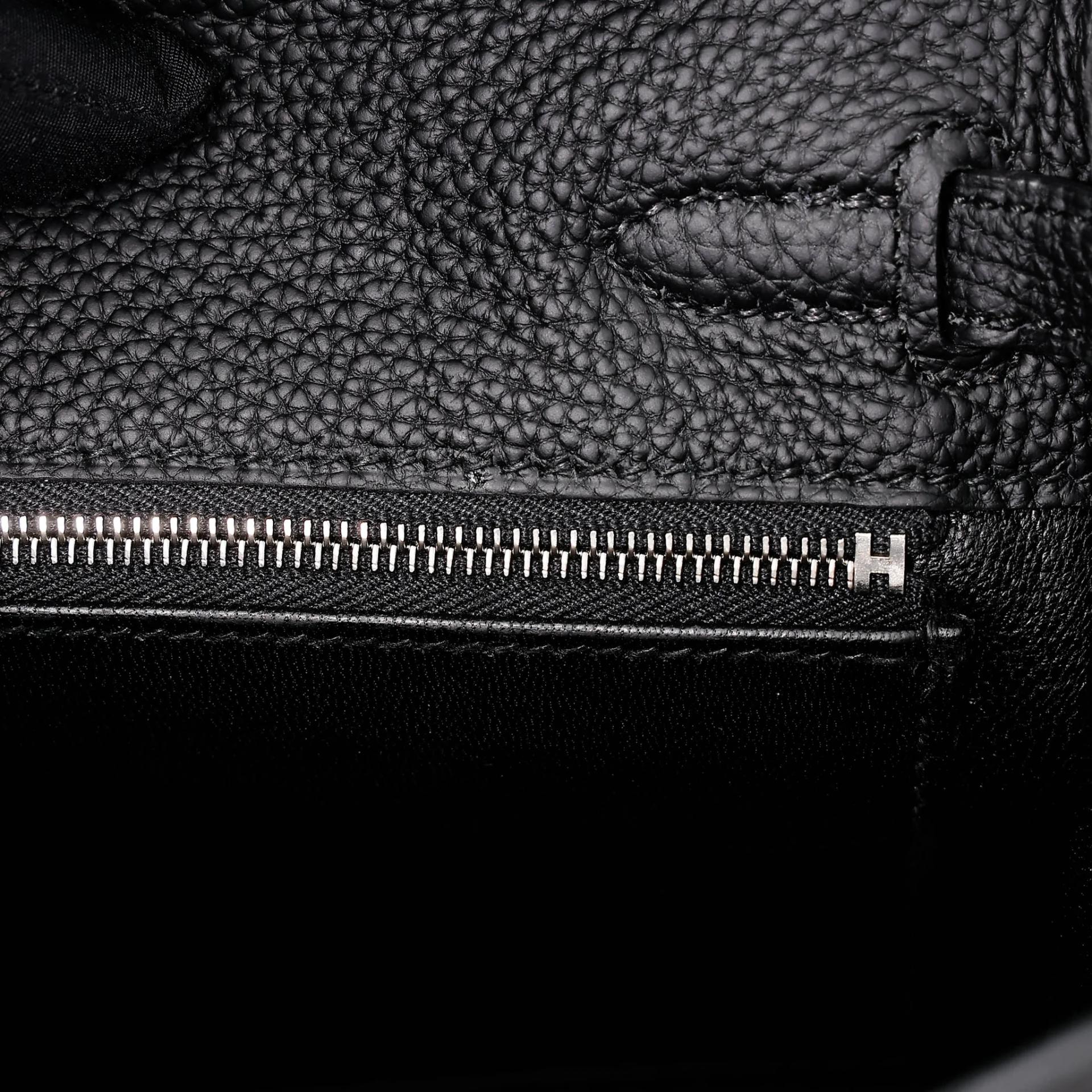 Brand New ( Rank N ) HERMÈS Kelly 25 Noir (89) Togo Palladium hardware G (2026) - 15