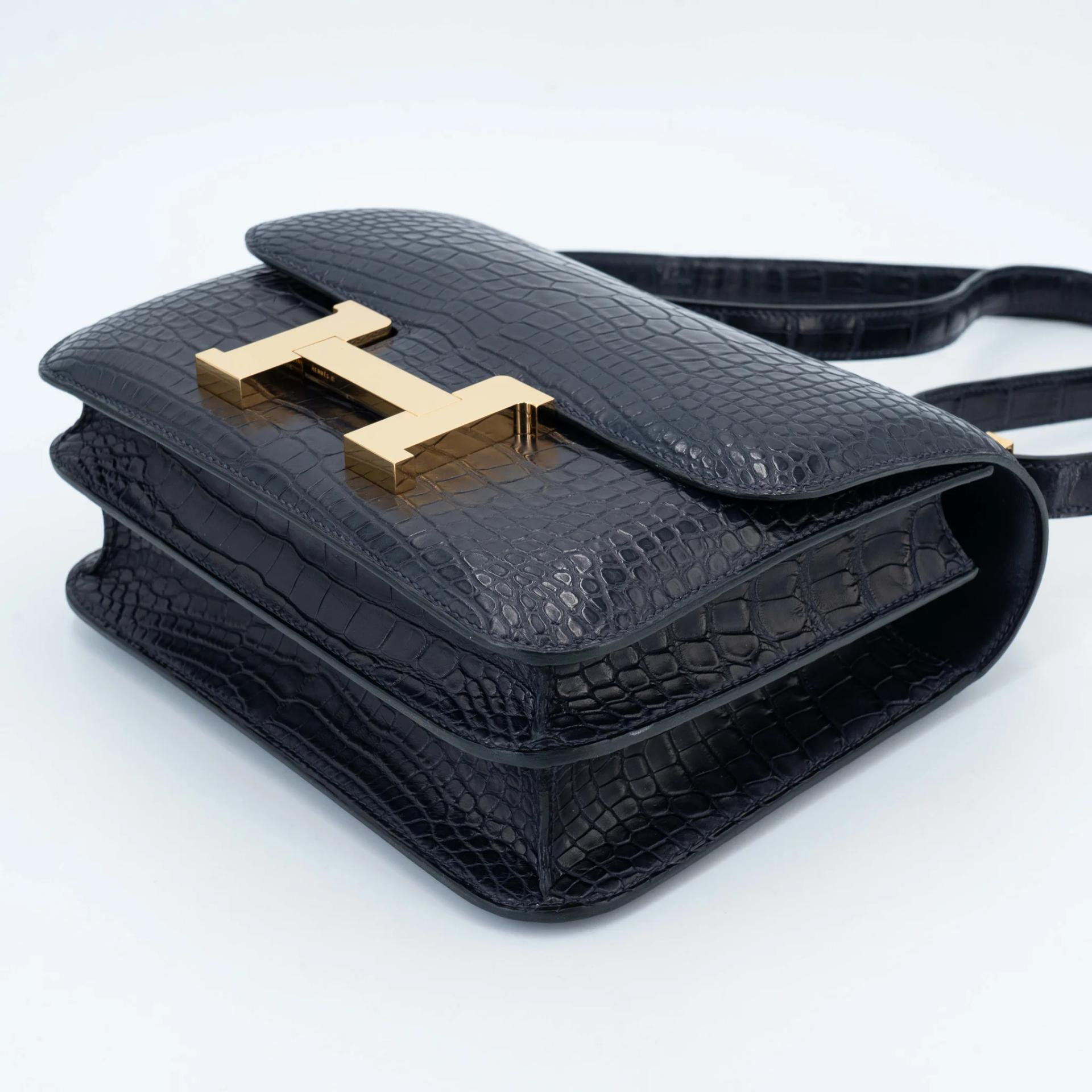 ランク A HERMÈS エルメス コンスタンス24 ブルーインディゴ (76) クロコダイル アリゲーター マット ゴールド金具 X刻印 (2016) - 7