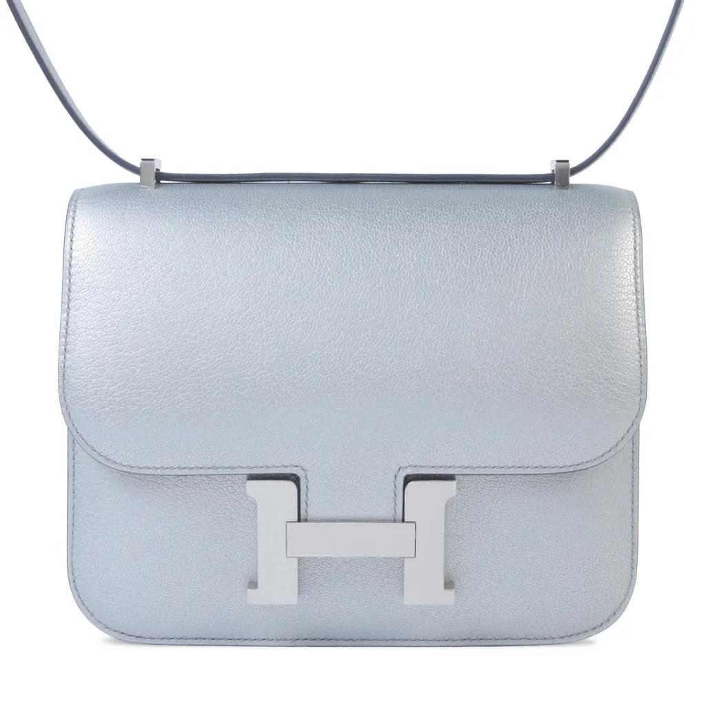 Constance Mini Argent (05)