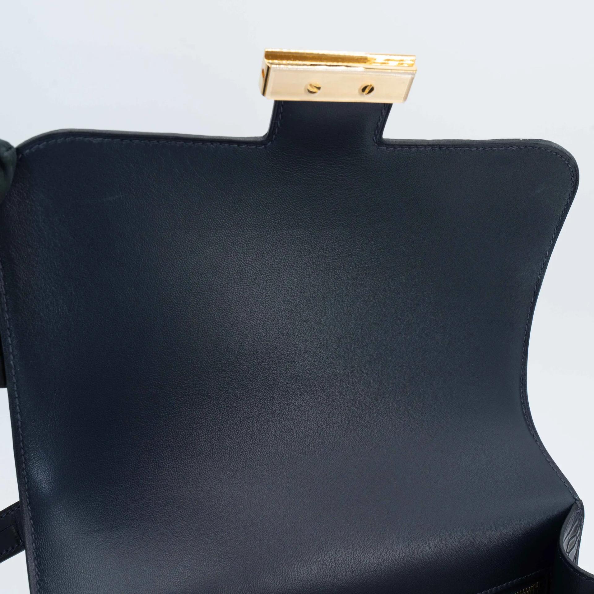 ランク A HERMÈS エルメス コンスタンス24 ブルーインディゴ (76) クロコダイル アリゲーター マット ゴールド金具 X刻印 (2016) - 25