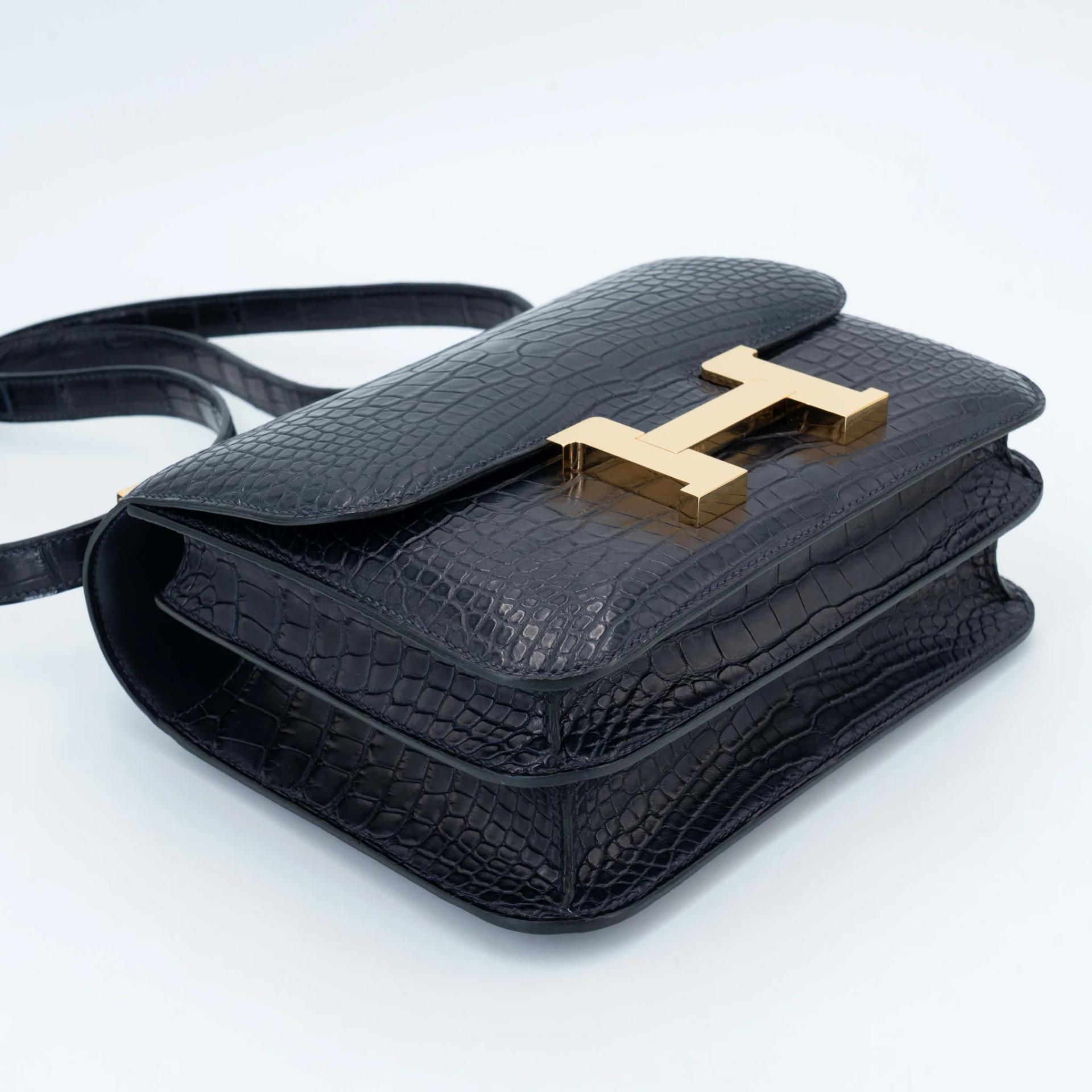 ランク A HERMÈS エルメス コンスタンス24 ブルーインディゴ (76) クロコダイル アリゲーター マット ゴールド金具 X刻印 (2016) - 6