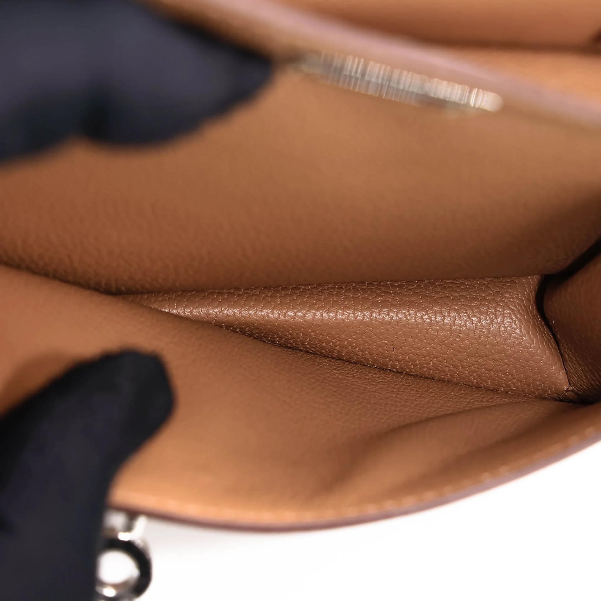 全新 HERMÈS 愛馬仕 限量收藏款 Kelly 20 en Desordre 4B 餅幹色 Biscuit Epsom牛皮 銀扣 G刻 2026年 - 15