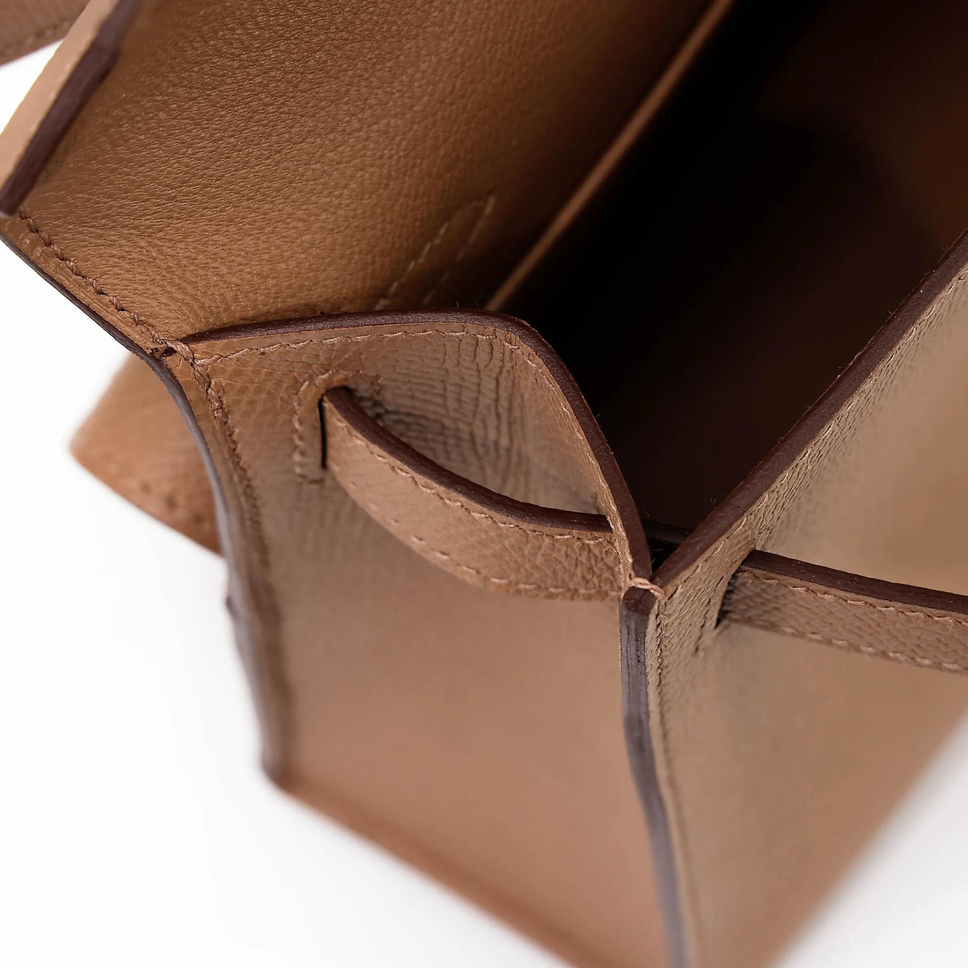 全新 HERMÈS 愛馬仕 限量收藏款 Kelly 20 en Desordre 4B 餅幹色 Biscuit Epsom牛皮 銀扣 G刻 2026年 - 24