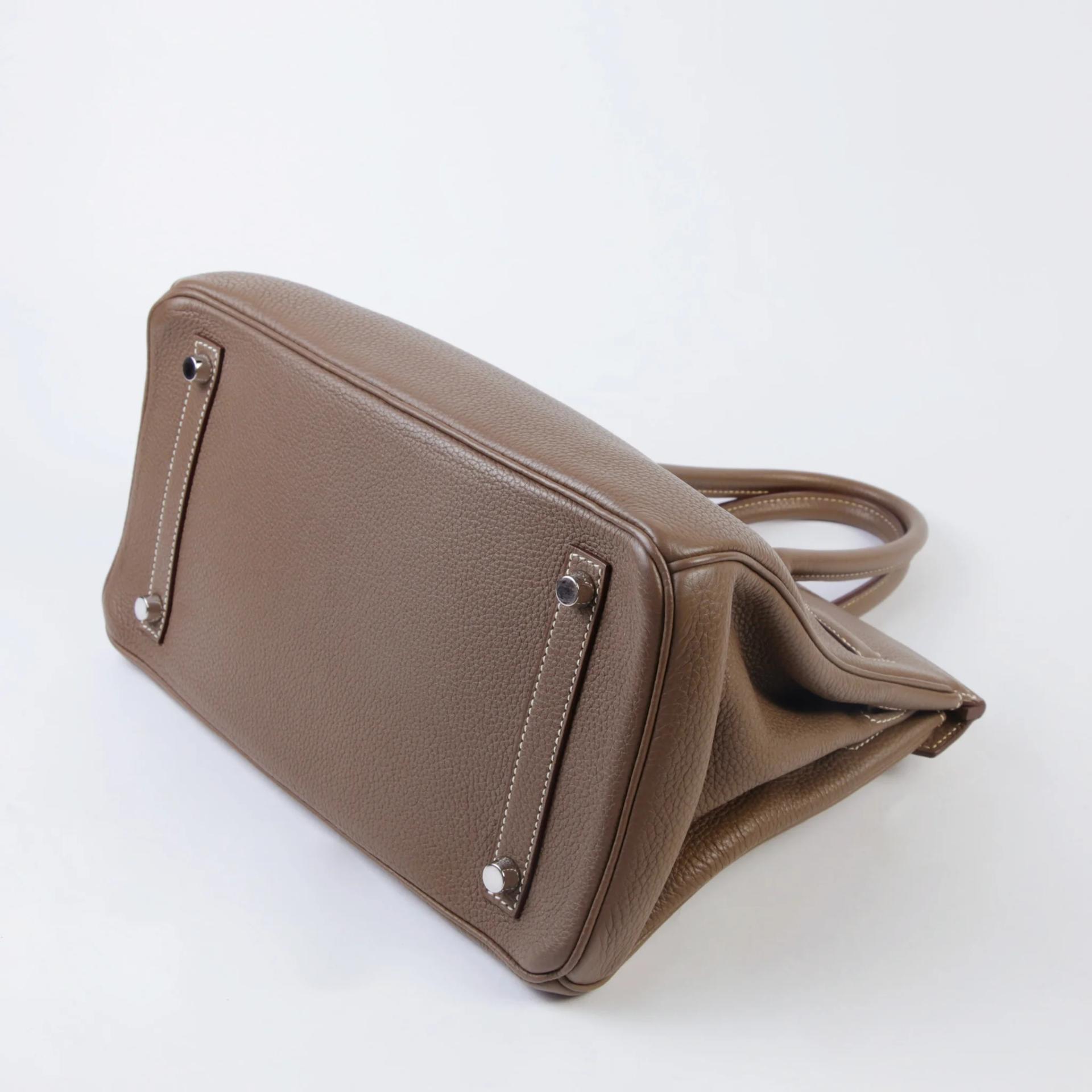 Very Good ( Rank A) HERMÈS Birkin 30 Etoupe (18) Togo Palladium hardware Square R (2014) - 7