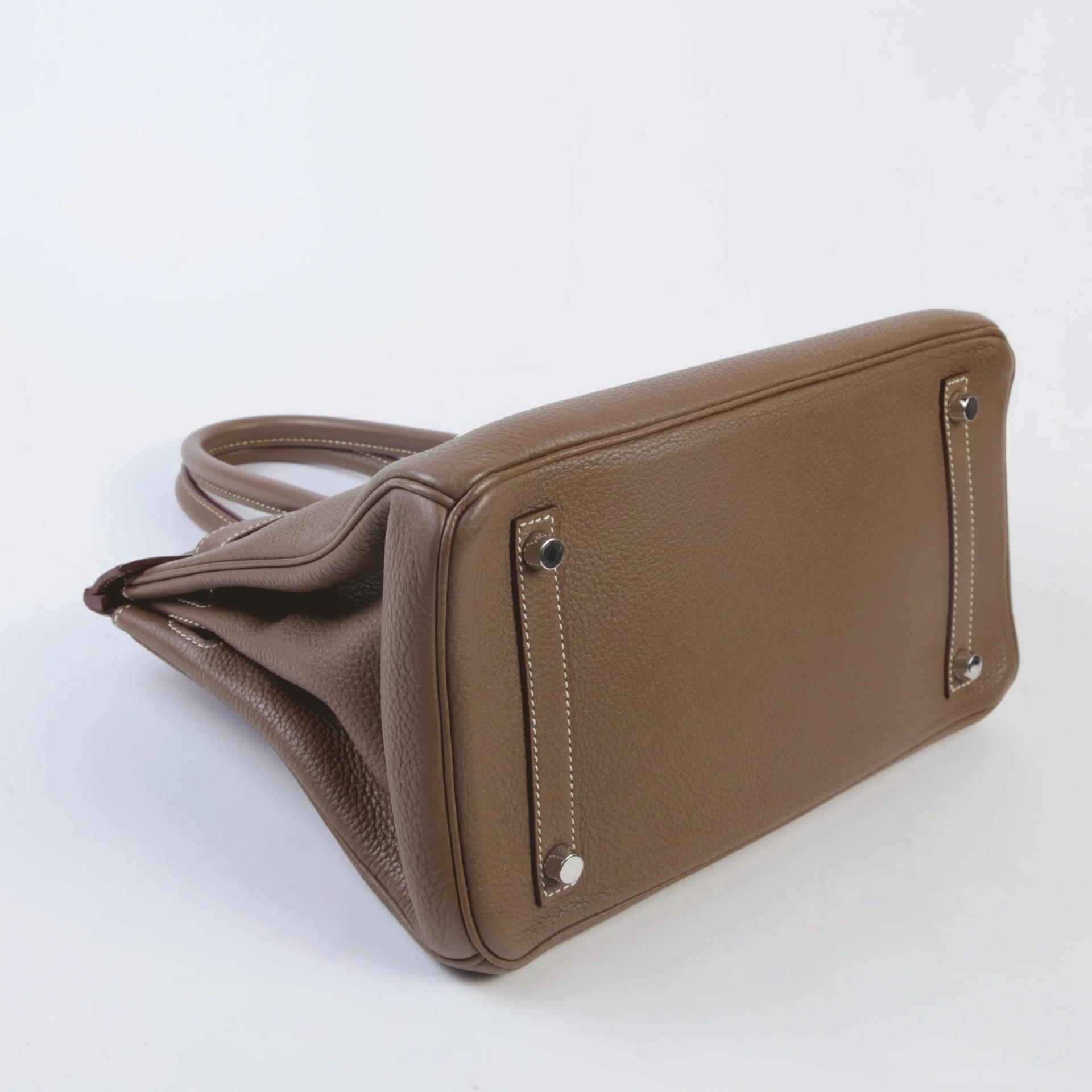 Very Good ( Rank A) HERMÈS Birkin 30 Etoupe (18) Togo Palladium hardware Square R (2014) - 4