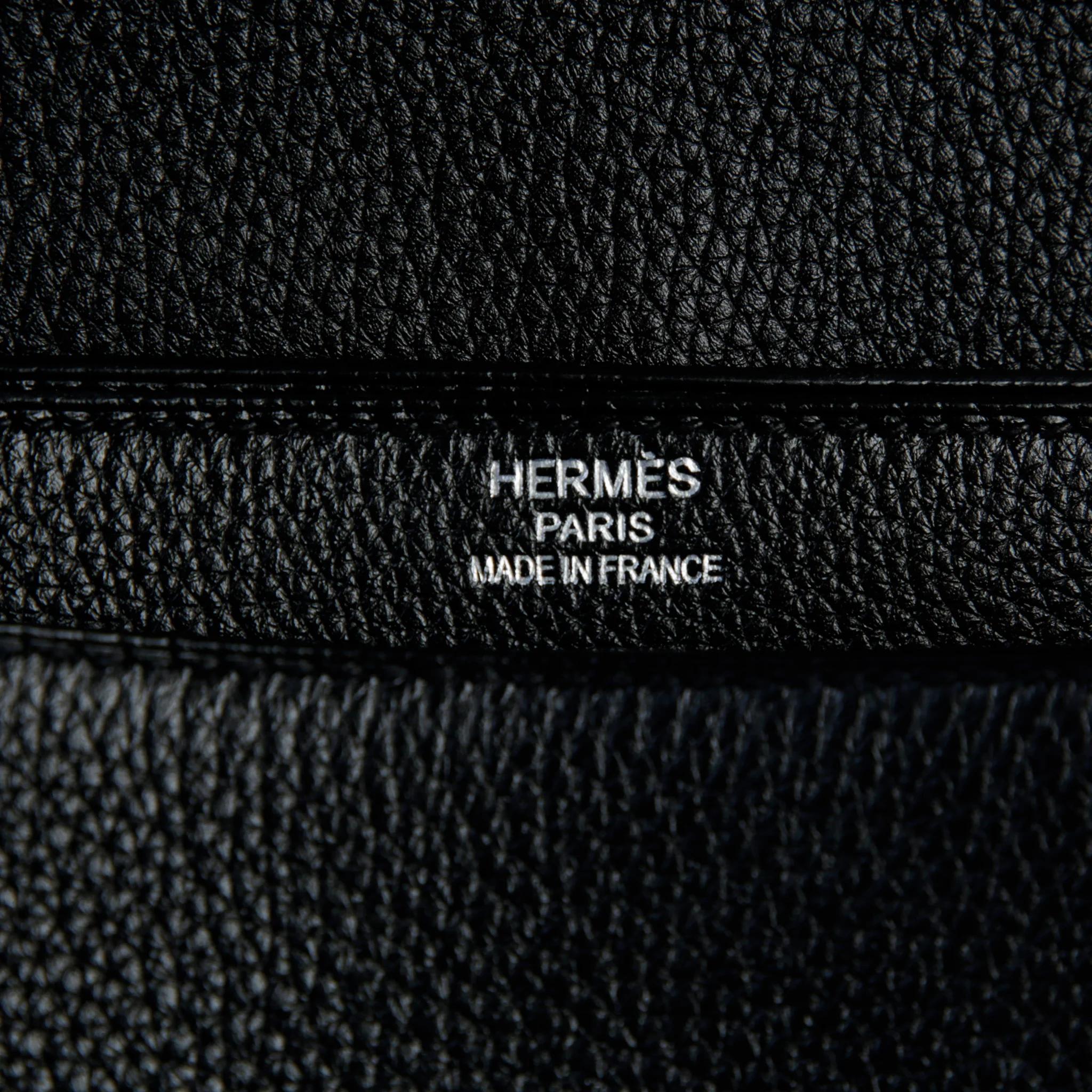 Very Good ( Rank A) HERMÈS Sac a Depeches 38 Noir (89) Togo Palladium hardware Square Q (2013) - 10