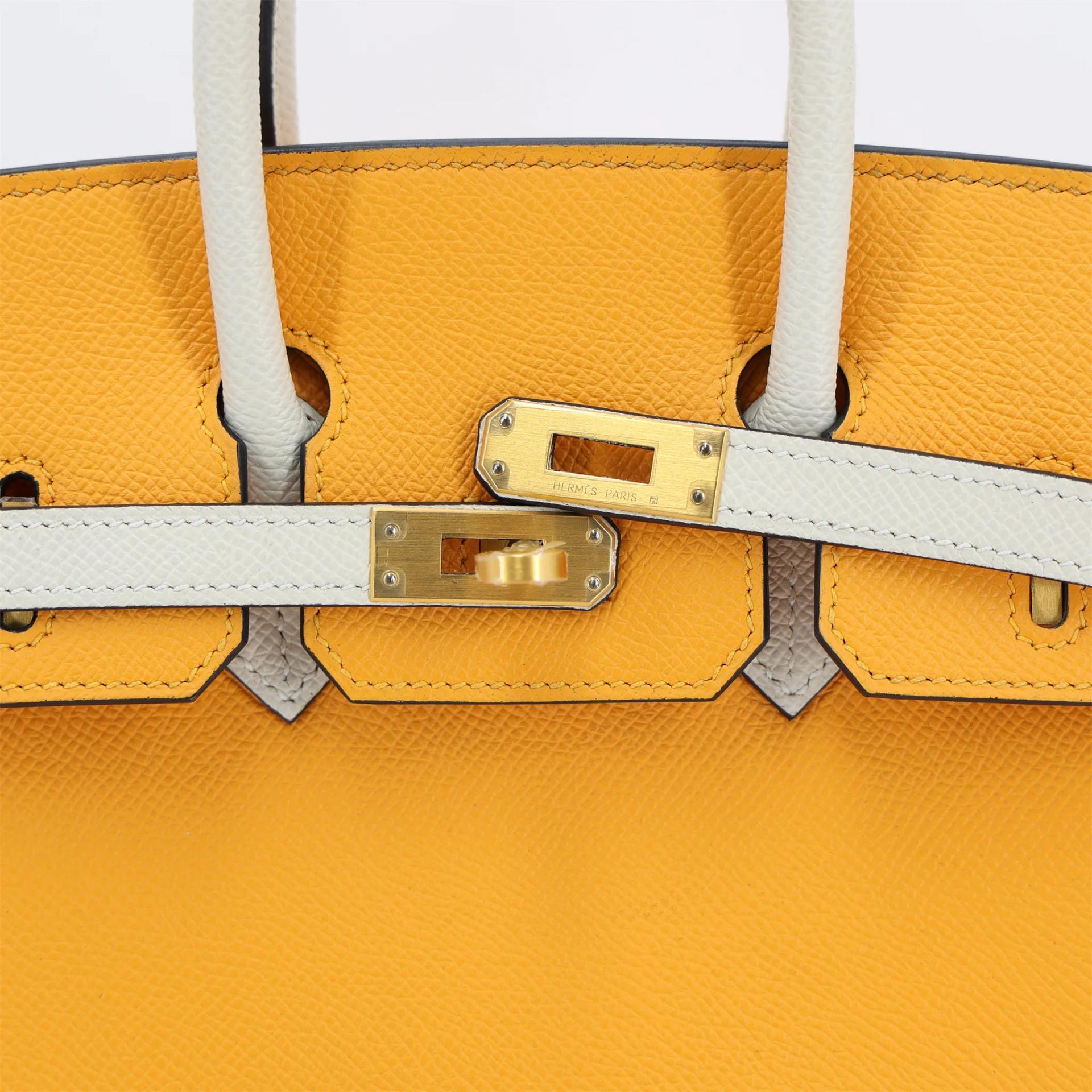 Excellent ( Rank SA ) HERMÈS Special Order Birkin 25 Jaune d’Or (9V) Craie (10) Epsom Brushed Gold hardware C (2018) - 8