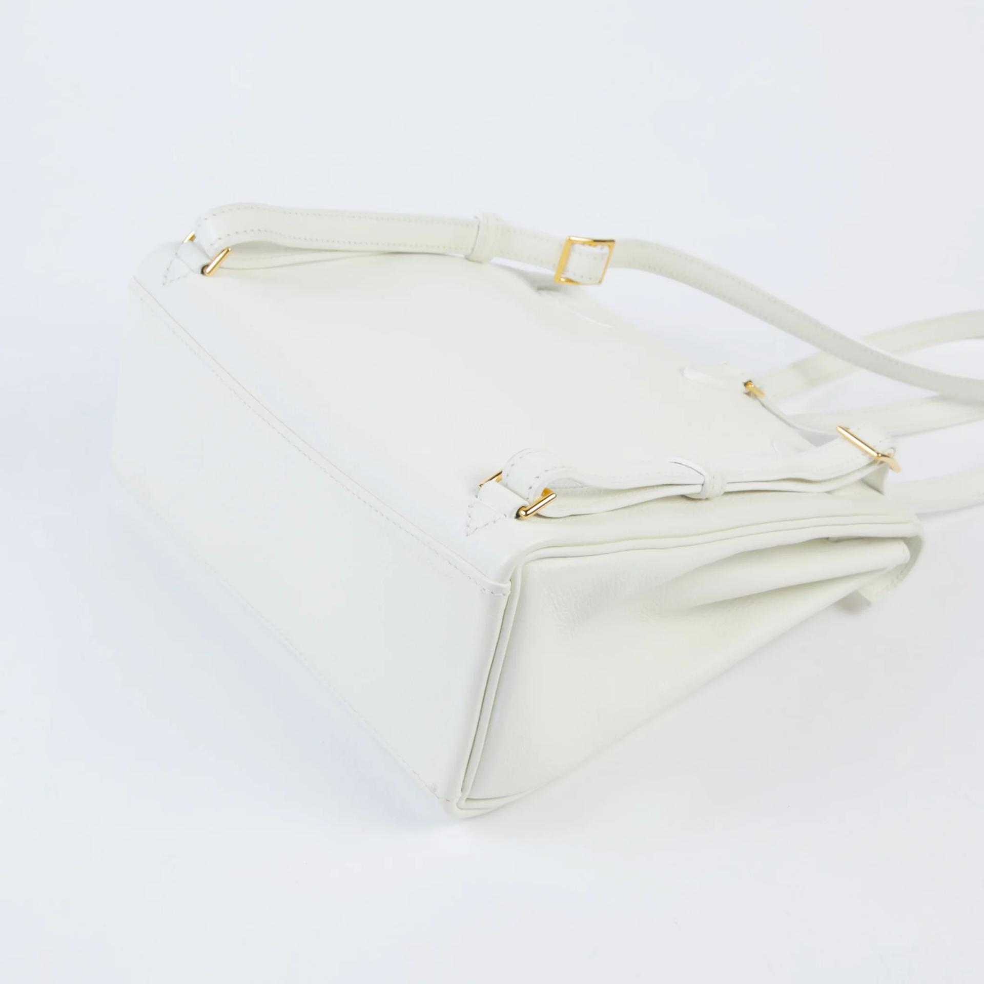 Very Good ( Rank A) HERMÈS Kelly Ado PM White (01) Evercolor Gold hardware Z (2021) - 6