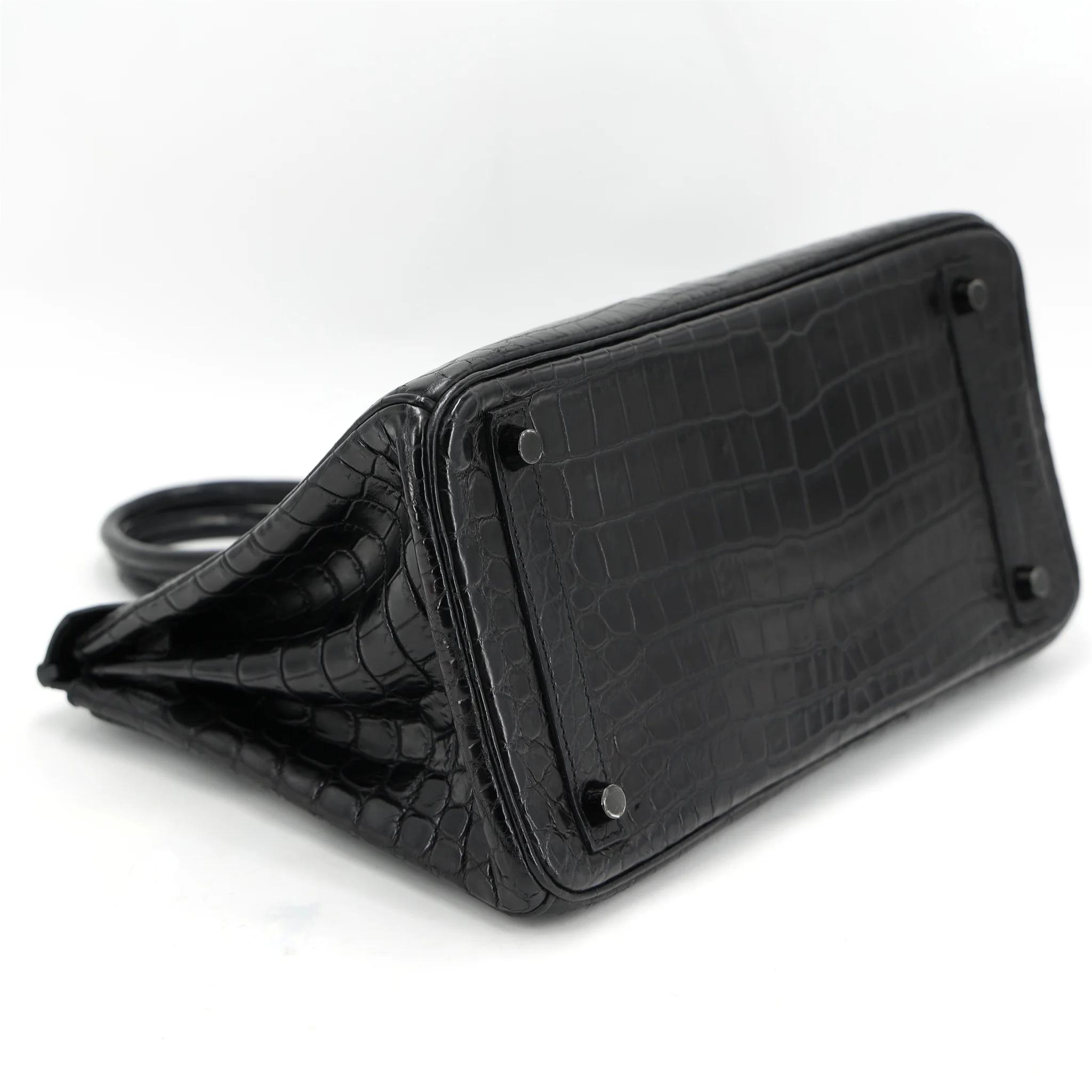 A美品 HERMÈS 爱马仕 限量收藏款 Birkin 30 So Black 89 黑色 Noir (Black) •• 尼罗鳄 雾面 黑扣 □N刻 2010年 - 4