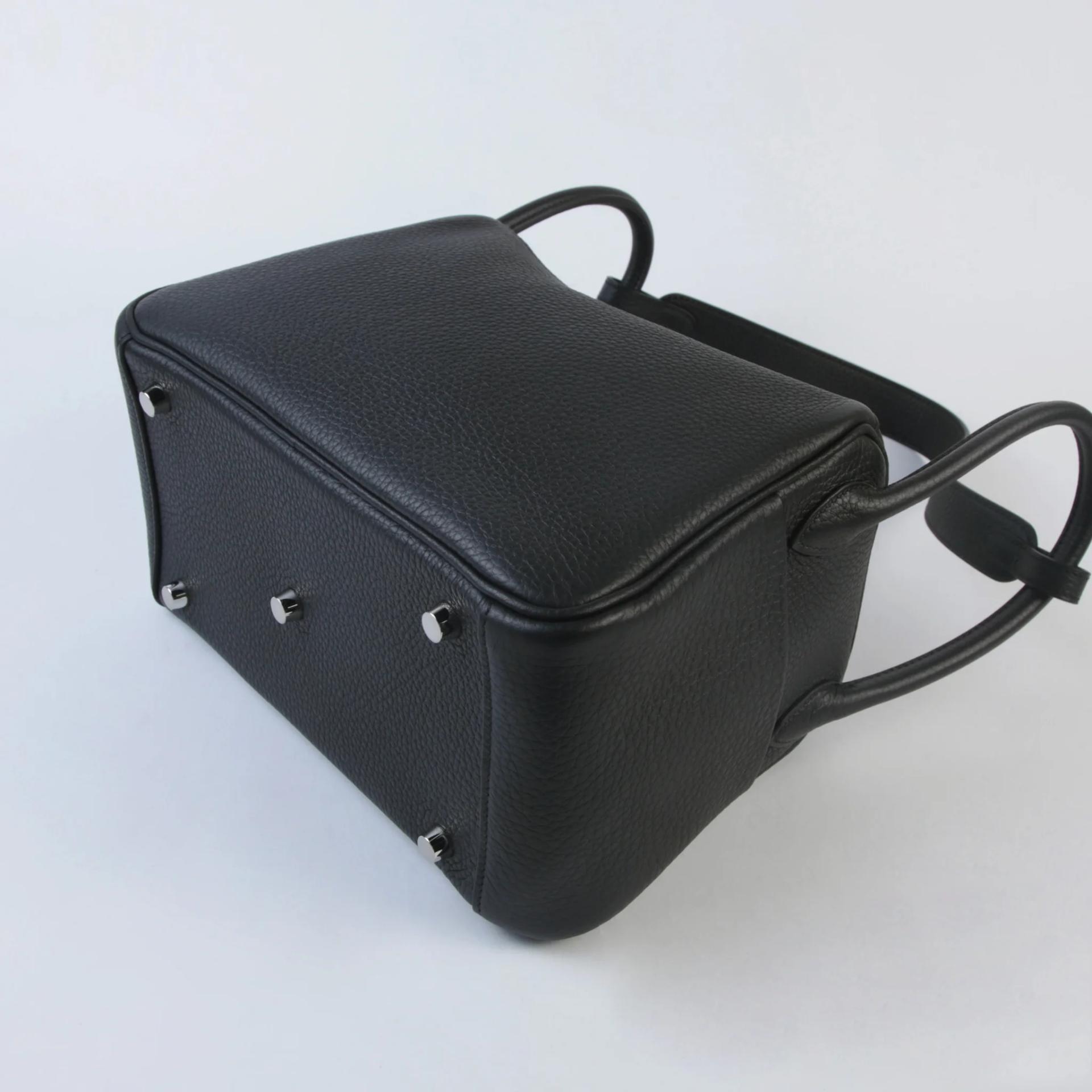 Unused ( Rank NS ) HERMÈS Lindy 26 Noir (89) Clemence Palladium hardware W (2024) - 7