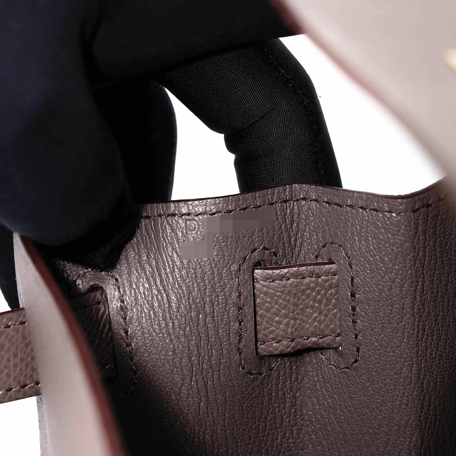 Very Good ( Rank A) HERMÈS Kelly 28 Sellier Etain (8F) Epsom Gold hardware D (2019) - 23