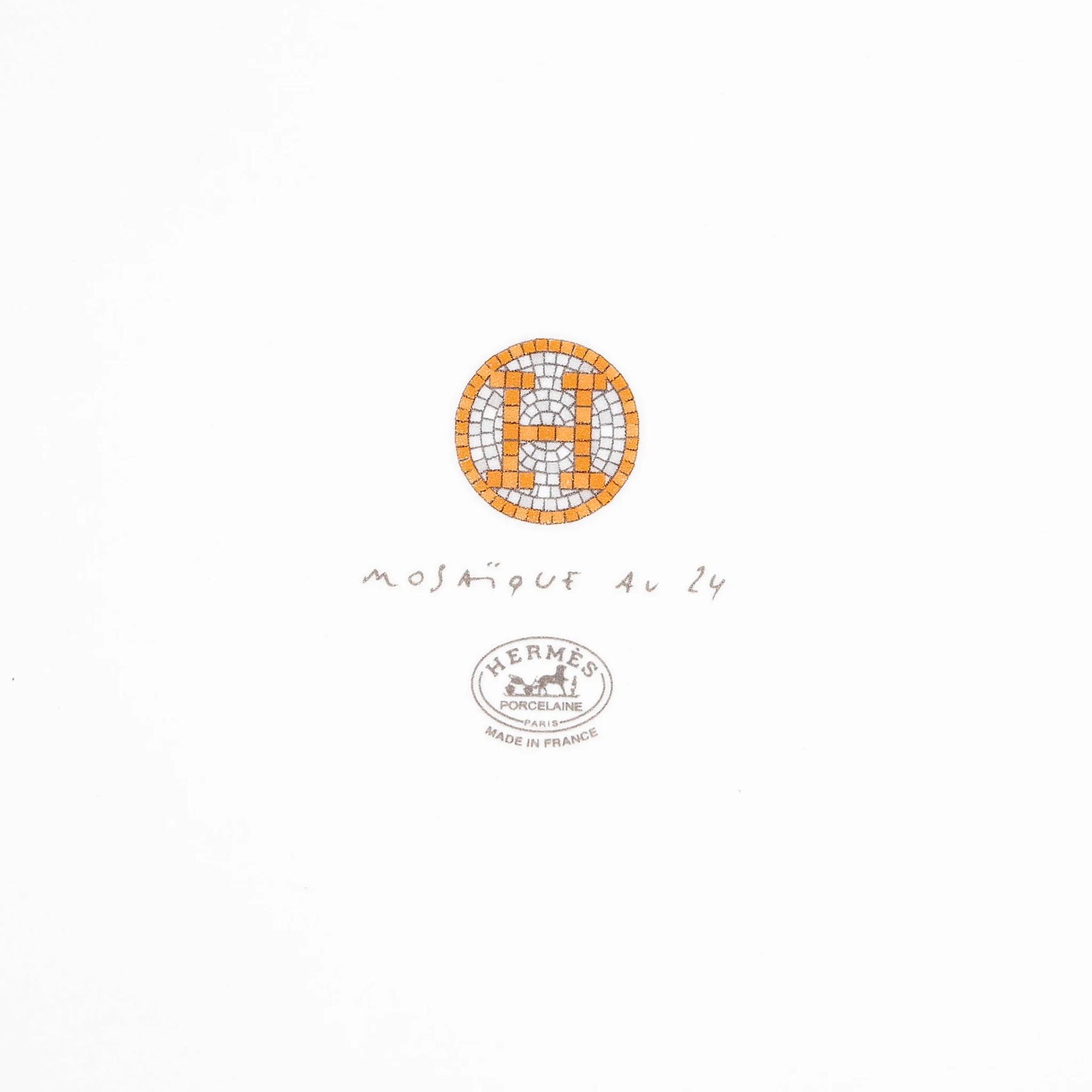 Brand New ( Rank N ) HERMÈS Mosaique au 24 gold tray, small model White Gold Porcelain - 8