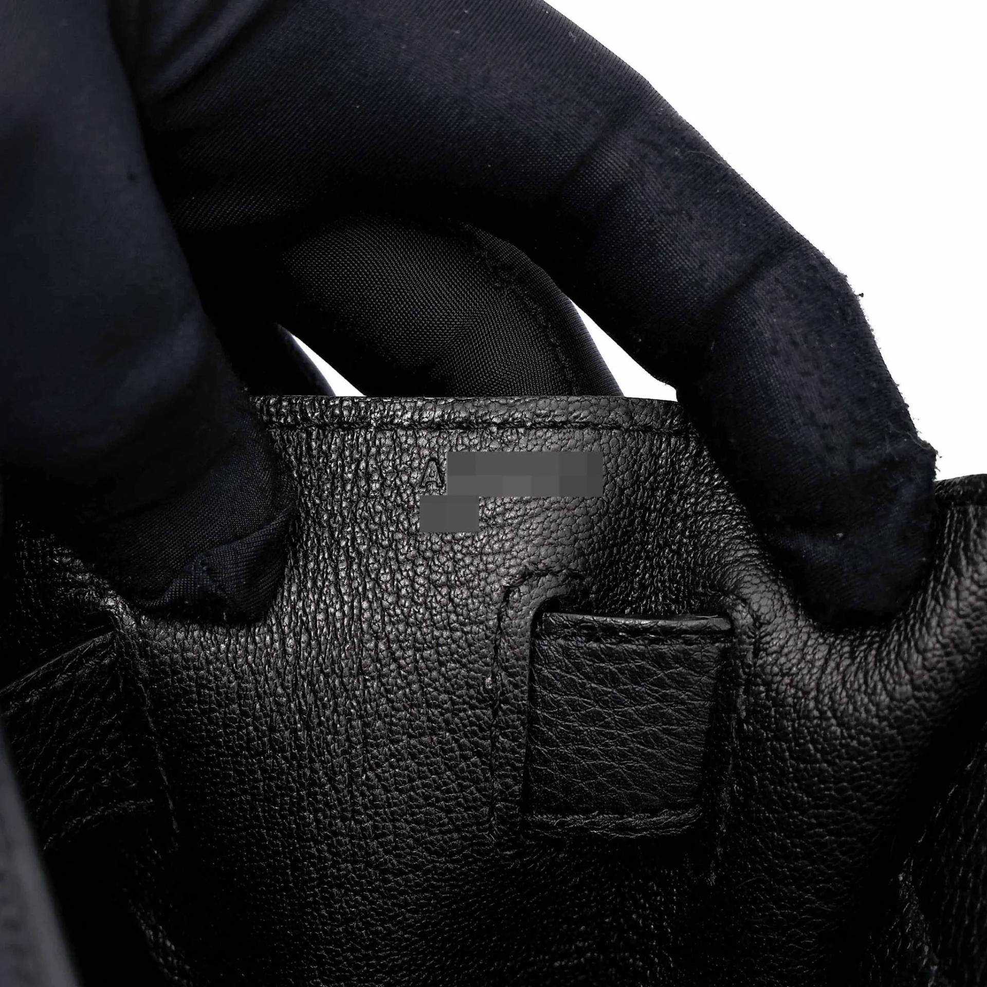 Excellent ( Rank SA ) HERMÈS Kelly 40 Noir (89) Togo Gold hardware A (2017) - 20