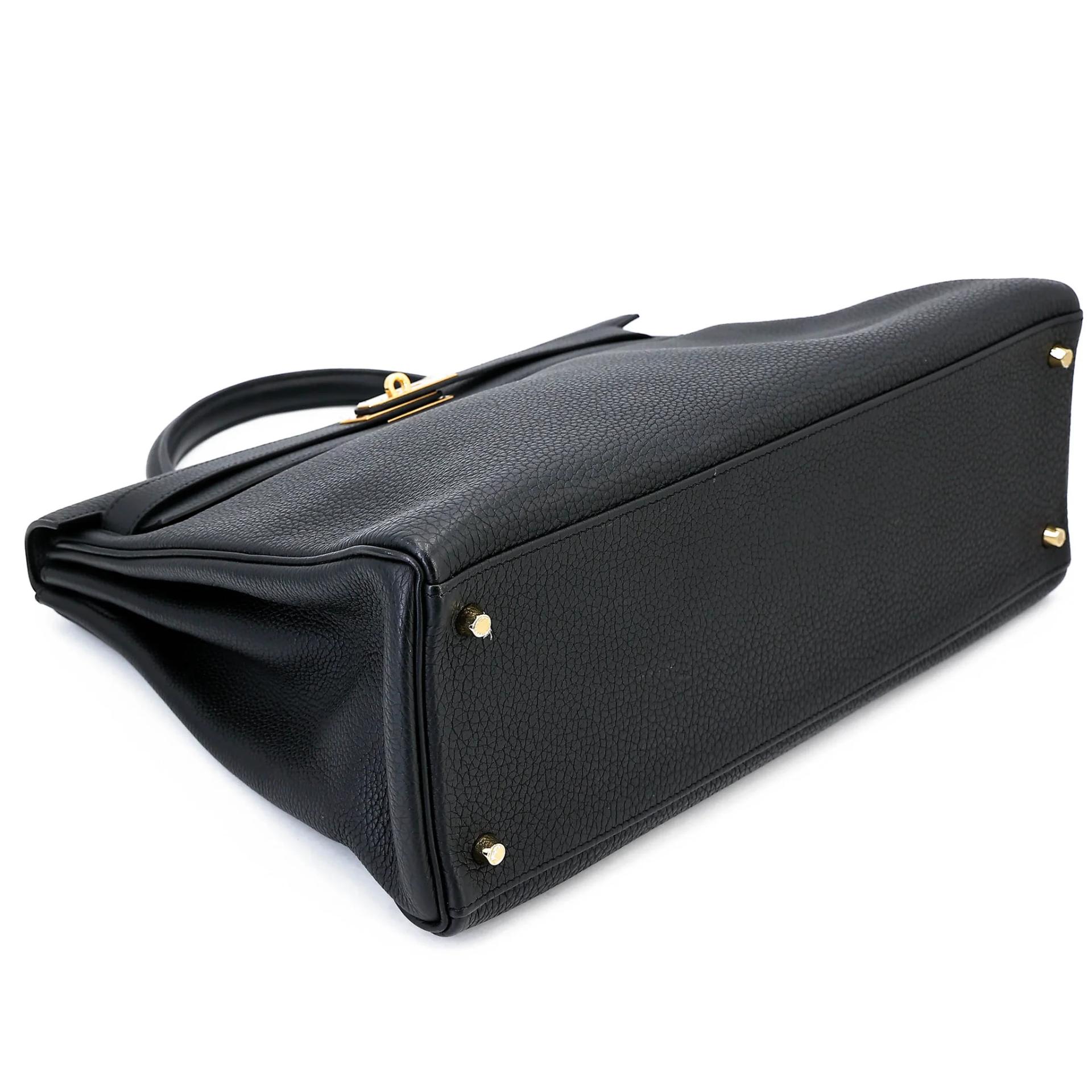 Excellent ( Rank SA ) HERMÈS Kelly 40 Noir (89) Togo Gold hardware A (2017) - 5