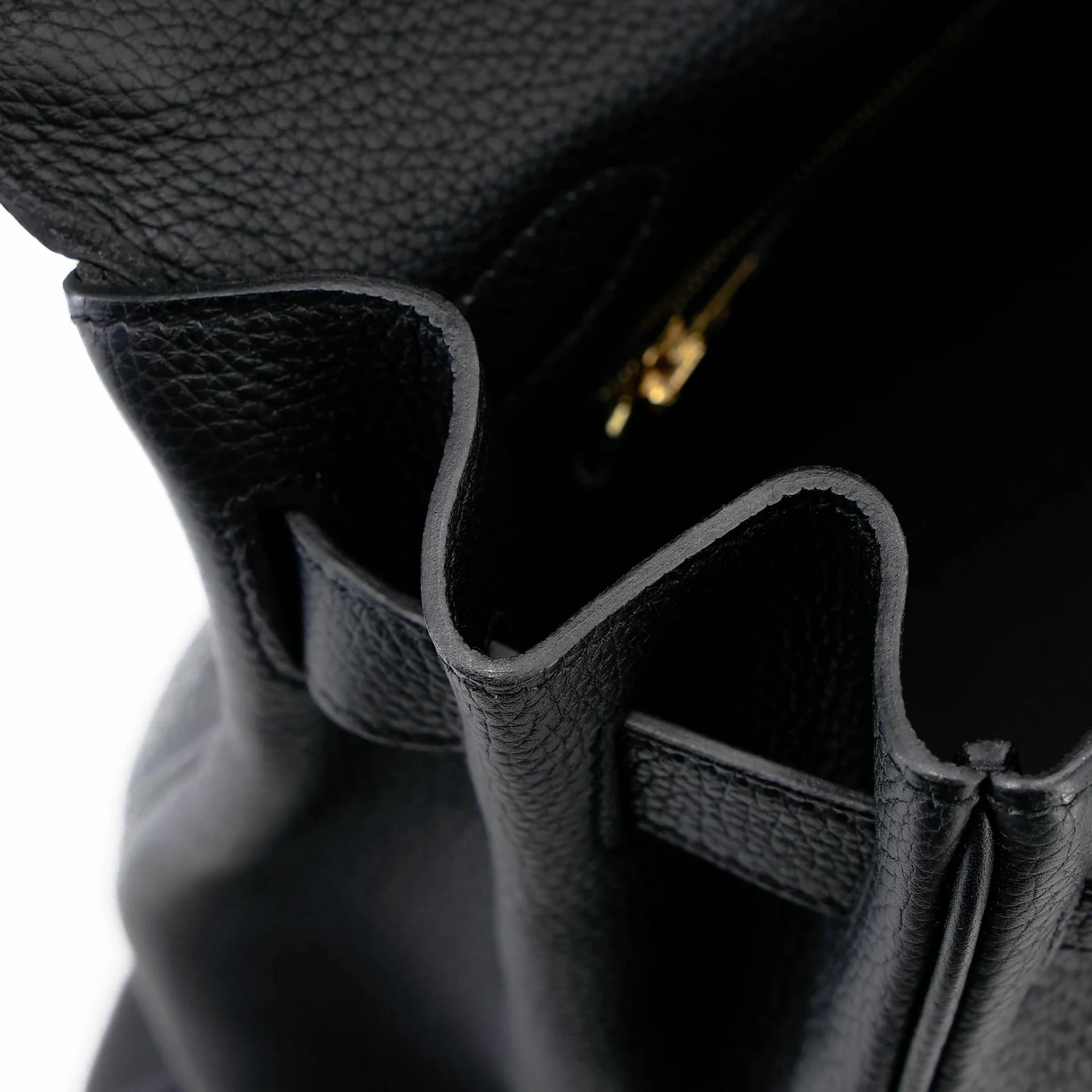 Excellent ( Rank SA ) HERMÈS Kelly 40 Noir (89) Togo Gold hardware A (2017) - 22