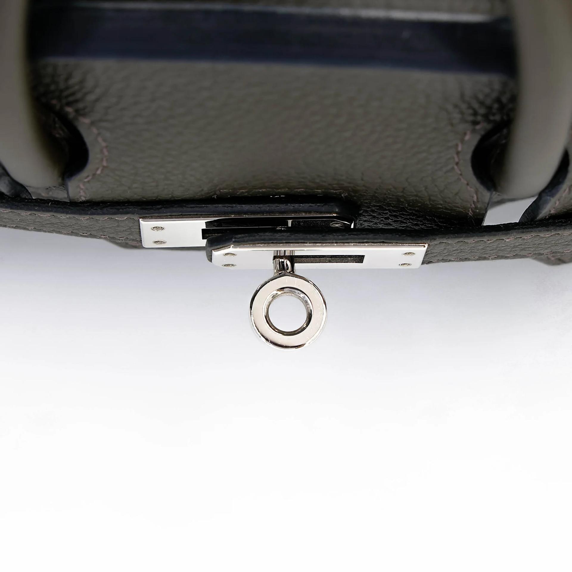 Very Good ( Rank A) HERMÈS Birkin 25 Vert de Gris (C6) Togo Palladium hardware U (2022) - 15