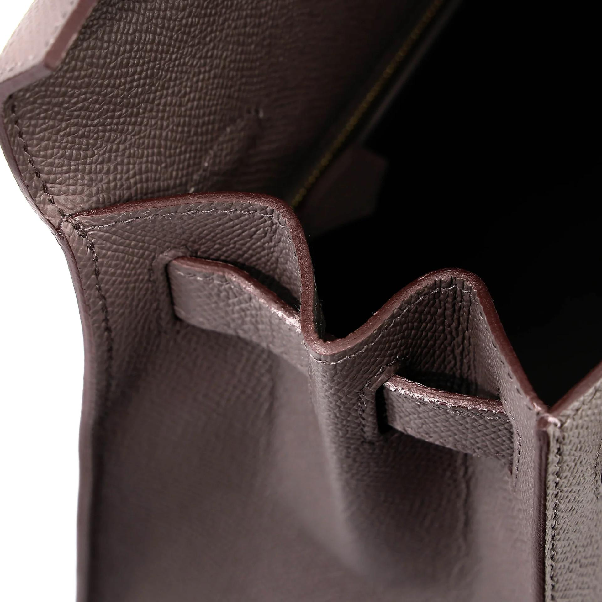 Very Good ( Rank A) HERMÈS Kelly 28 Sellier Etain (8F) Epsom Gold hardware D (2019) - 25