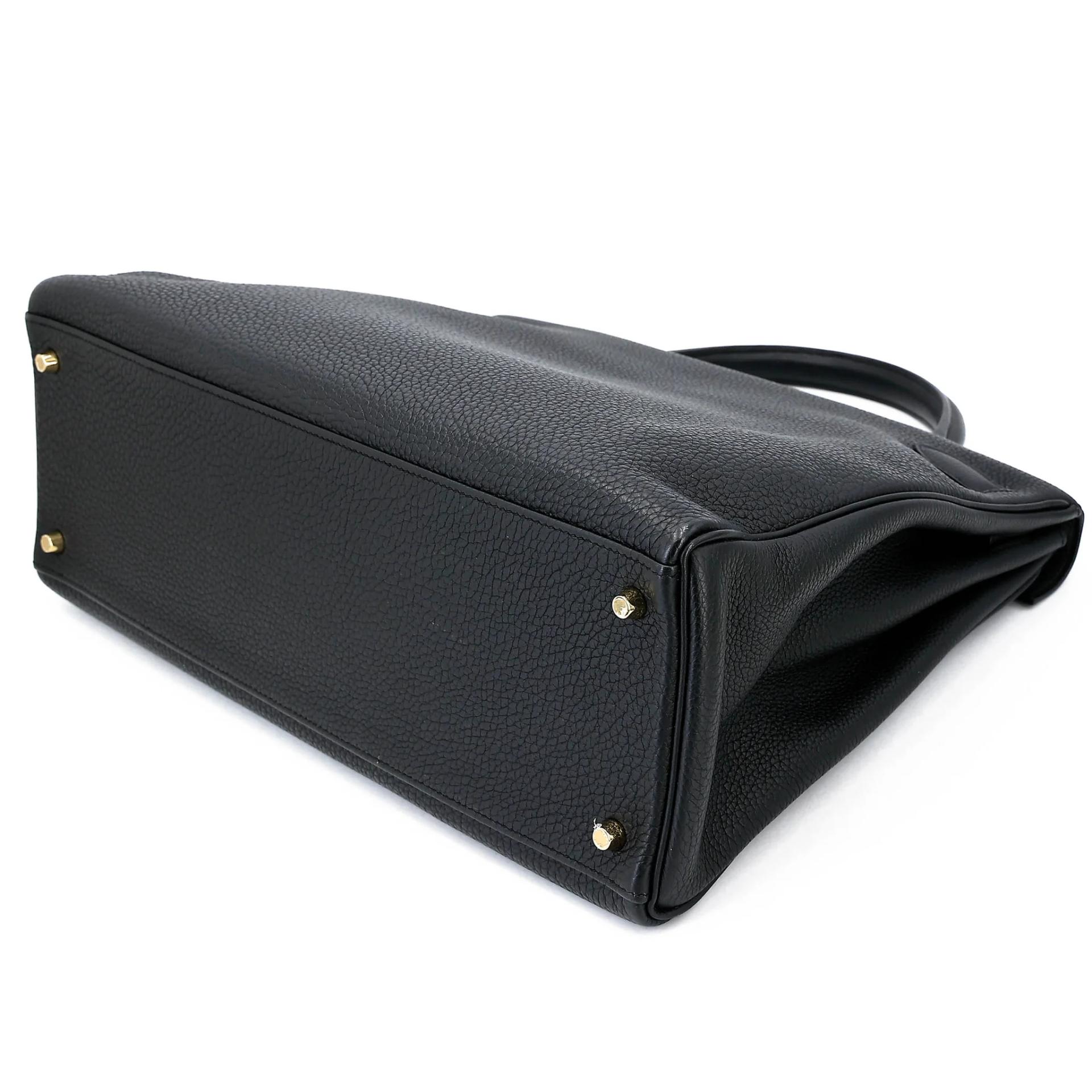 Excellent ( Rank SA ) HERMÈS Kelly 40 Noir (89) Togo Gold hardware A (2017) - 6