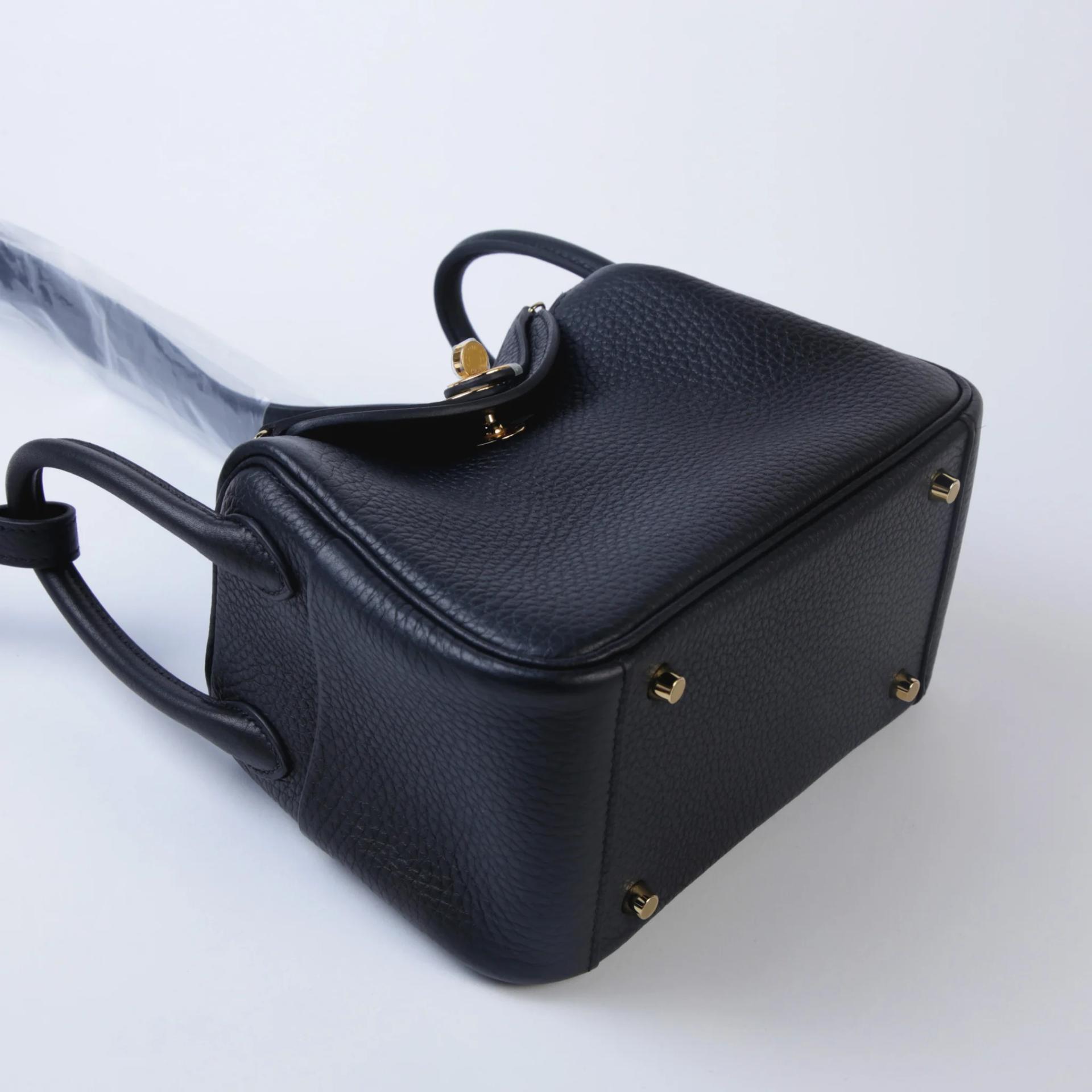 Brand New ( Rank N ) HERMÈS Mini Lindy Noir (89) Clemence Gold hardware G (2026) - 4