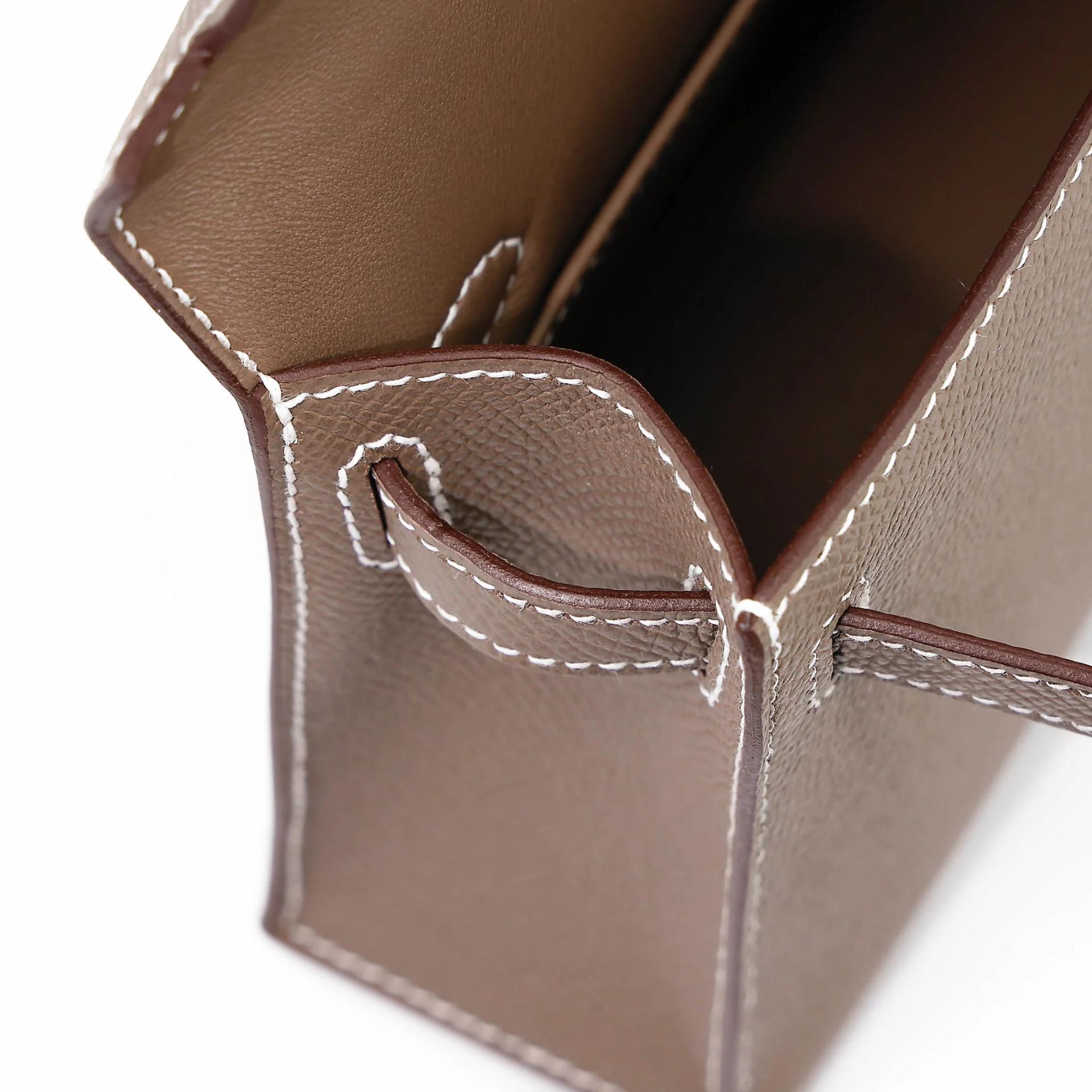 Brand New ( Rank N ) HERMÈS Mini Kelly II Etoupe (18) Epsom Gold hardware G (2026) - 16