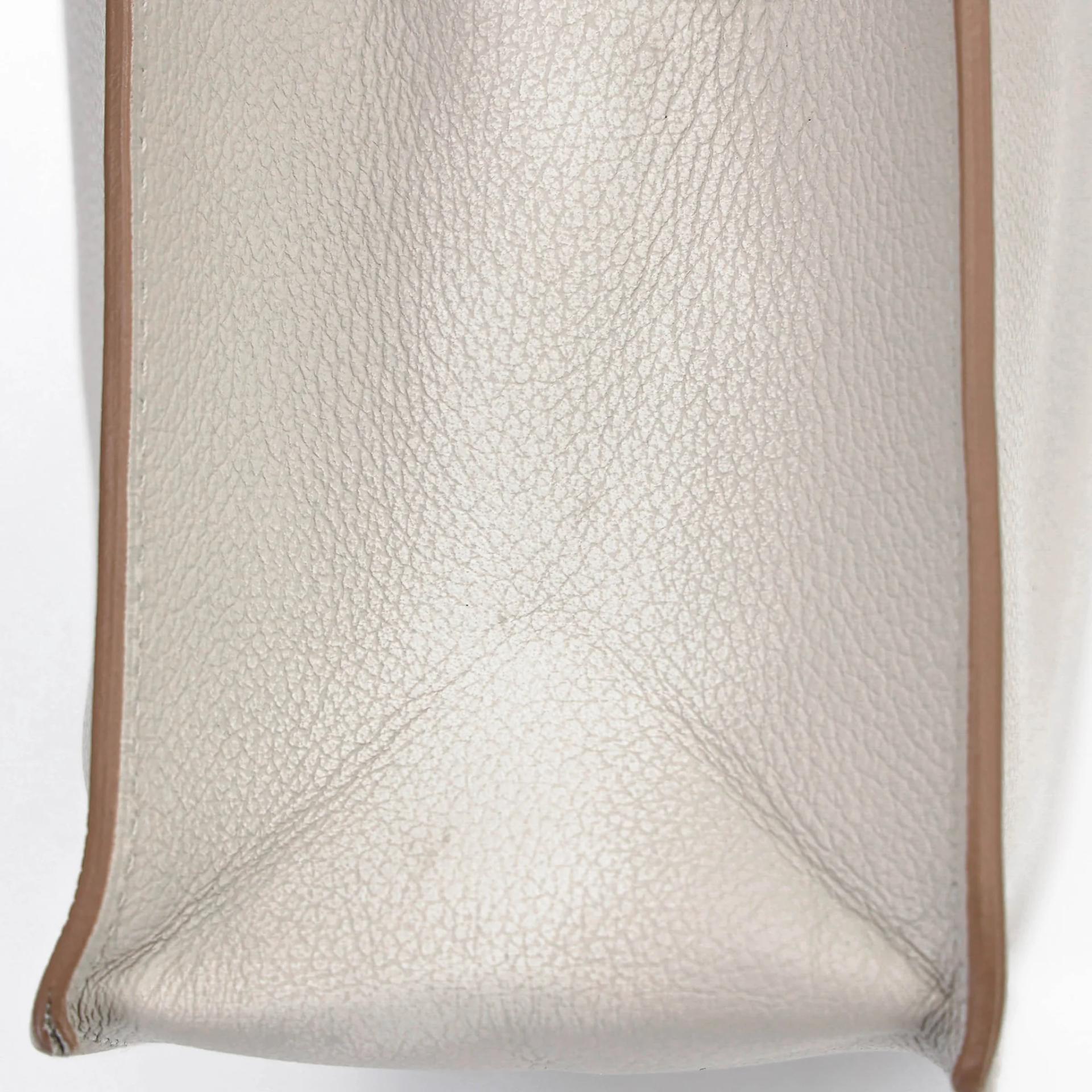 Very Good ( Rank A) HERMÈS Kelly Danse Gris Perle (80) Evercolor Gold hardware D (2019) - 17