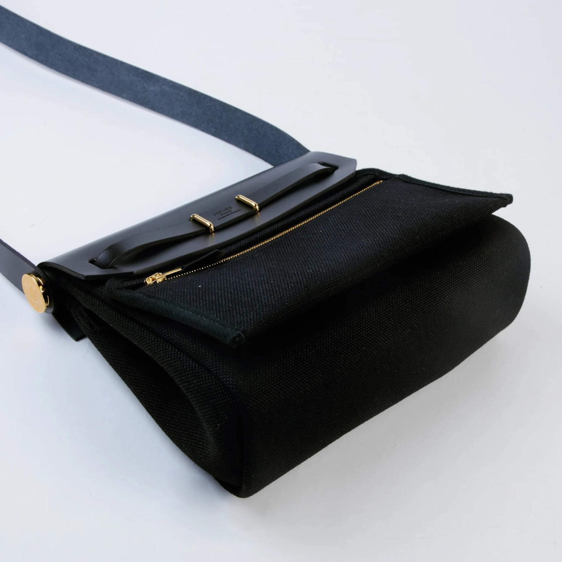 Brand New ( Rank N ) HERMÈS Herbag Zip Mini 20 Noir (89) Vache Hunter Toile H canvas Gold hardware G (2026) - 6